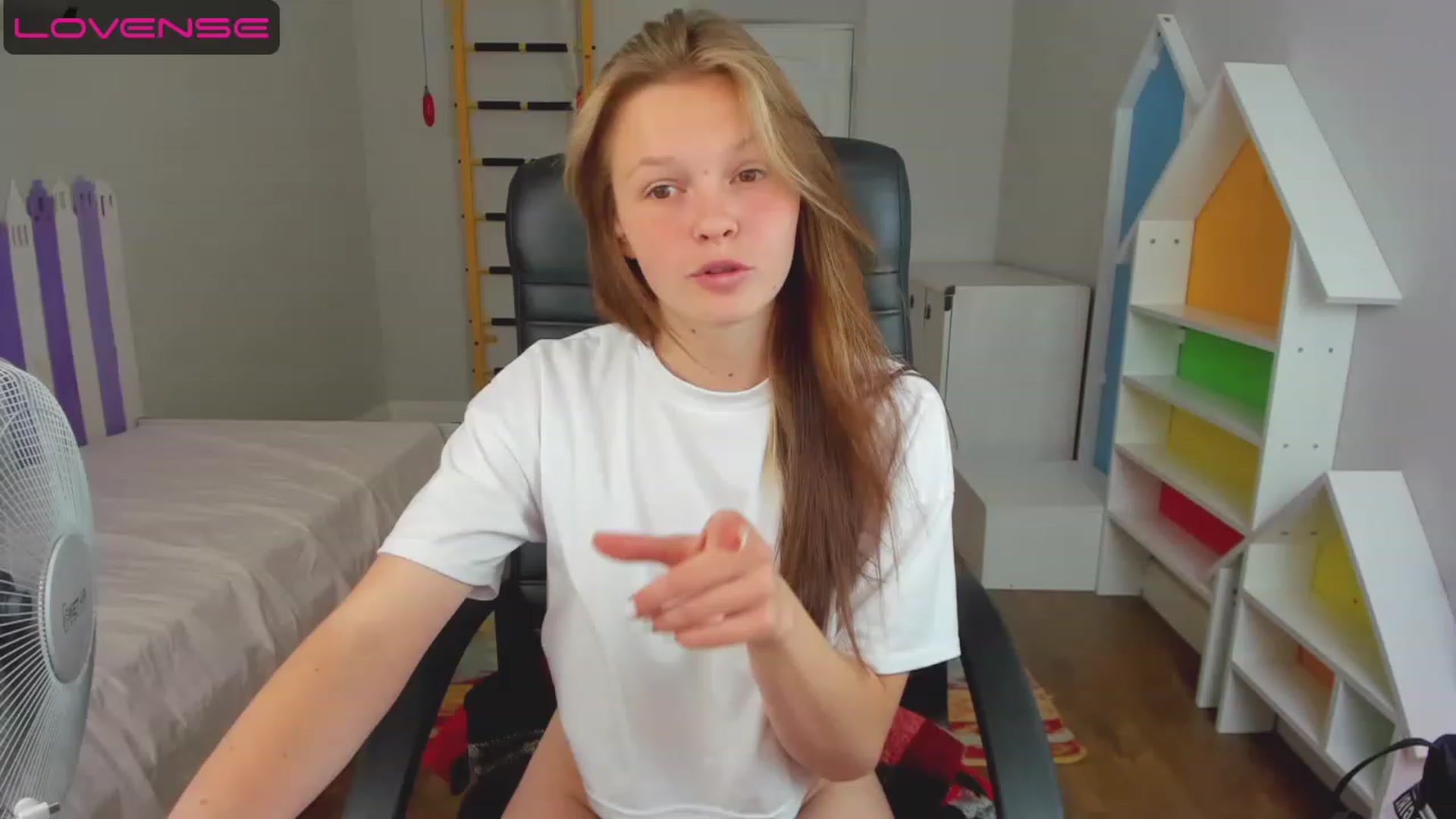 Gallery image thumbnail from Annasteel's myfreecams stream on, 06/19/2023, 09:45 image 7 of 20