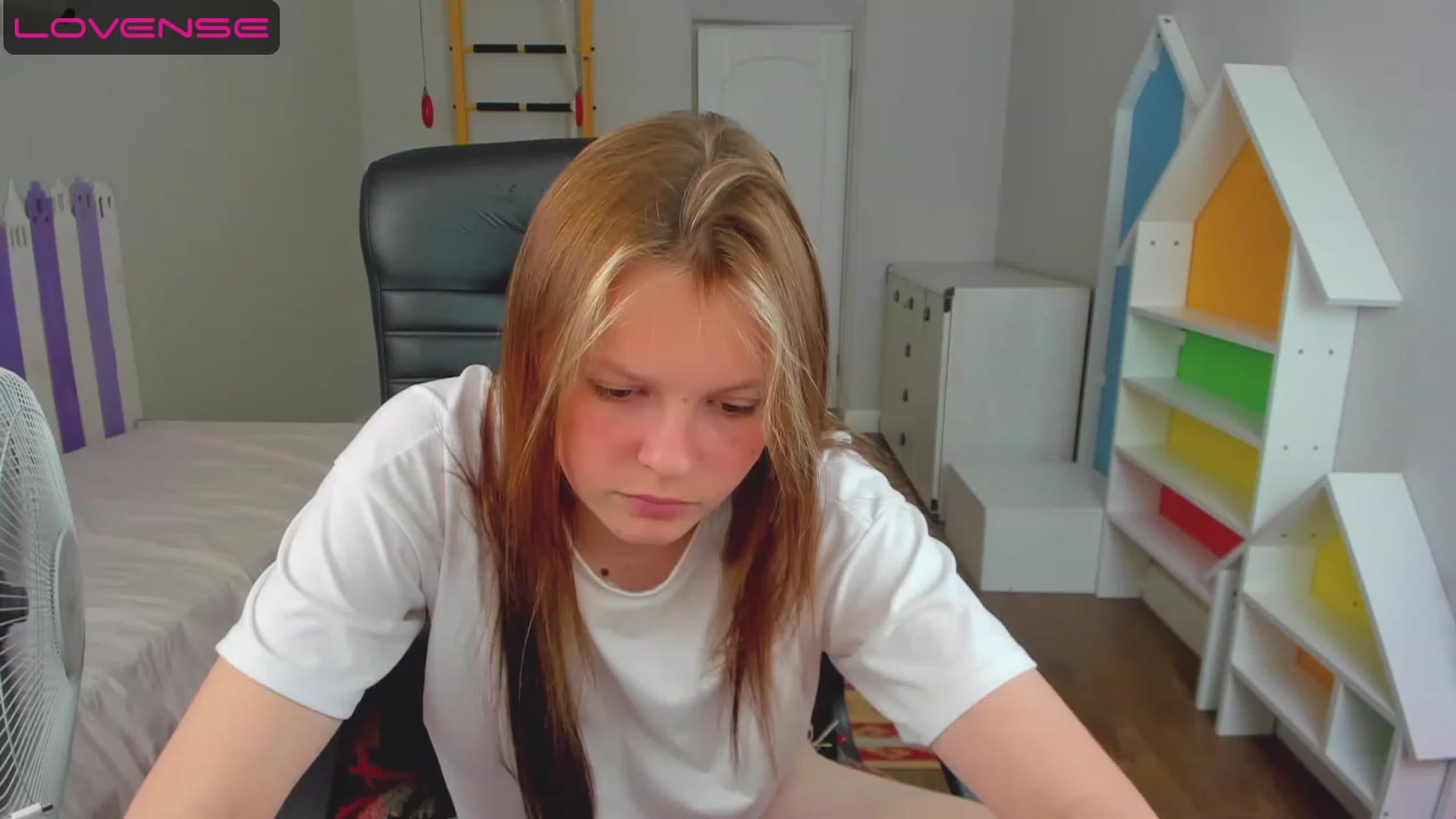 Gallery image thumbnail from Annasteel's myfreecams stream on, 06/19/2023, 10:57 image 11 of 20