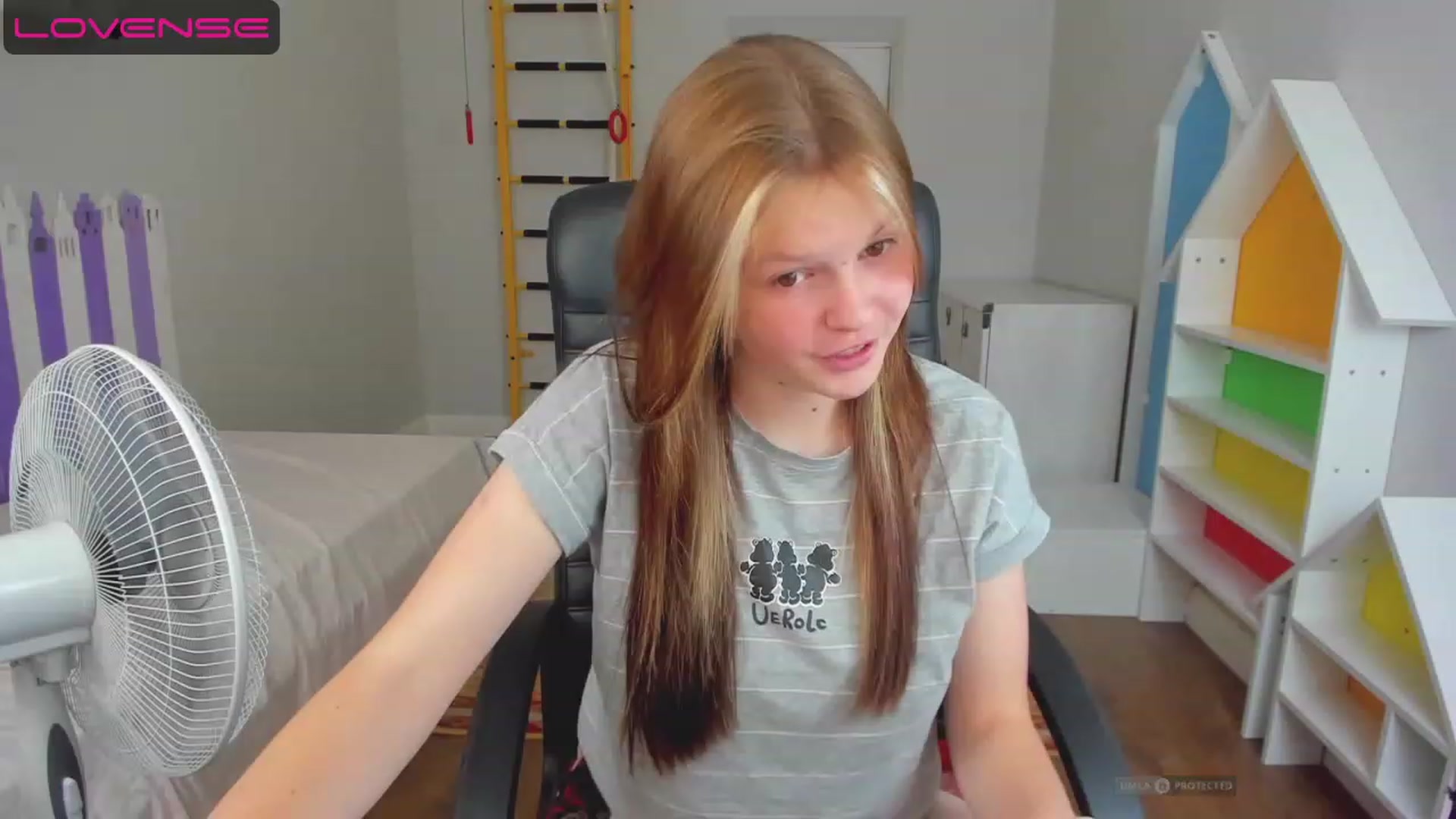 Gallery image thumbnail from Annasteel's myfreecams stream on, 06/20/2023, 10:48 image 19 of 20