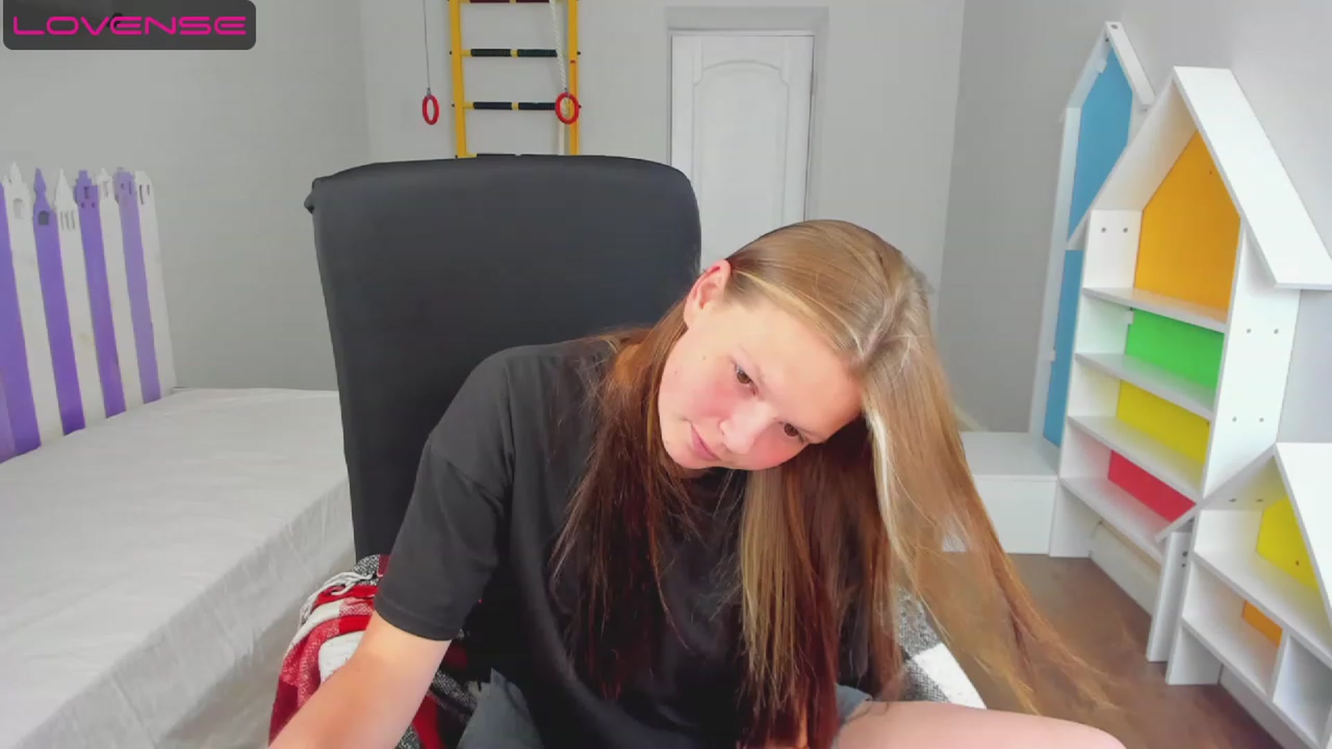 Gallery image thumbnail from Annasteel's myfreecams stream on, 07/16/2023, 10:56 image 1 of 20