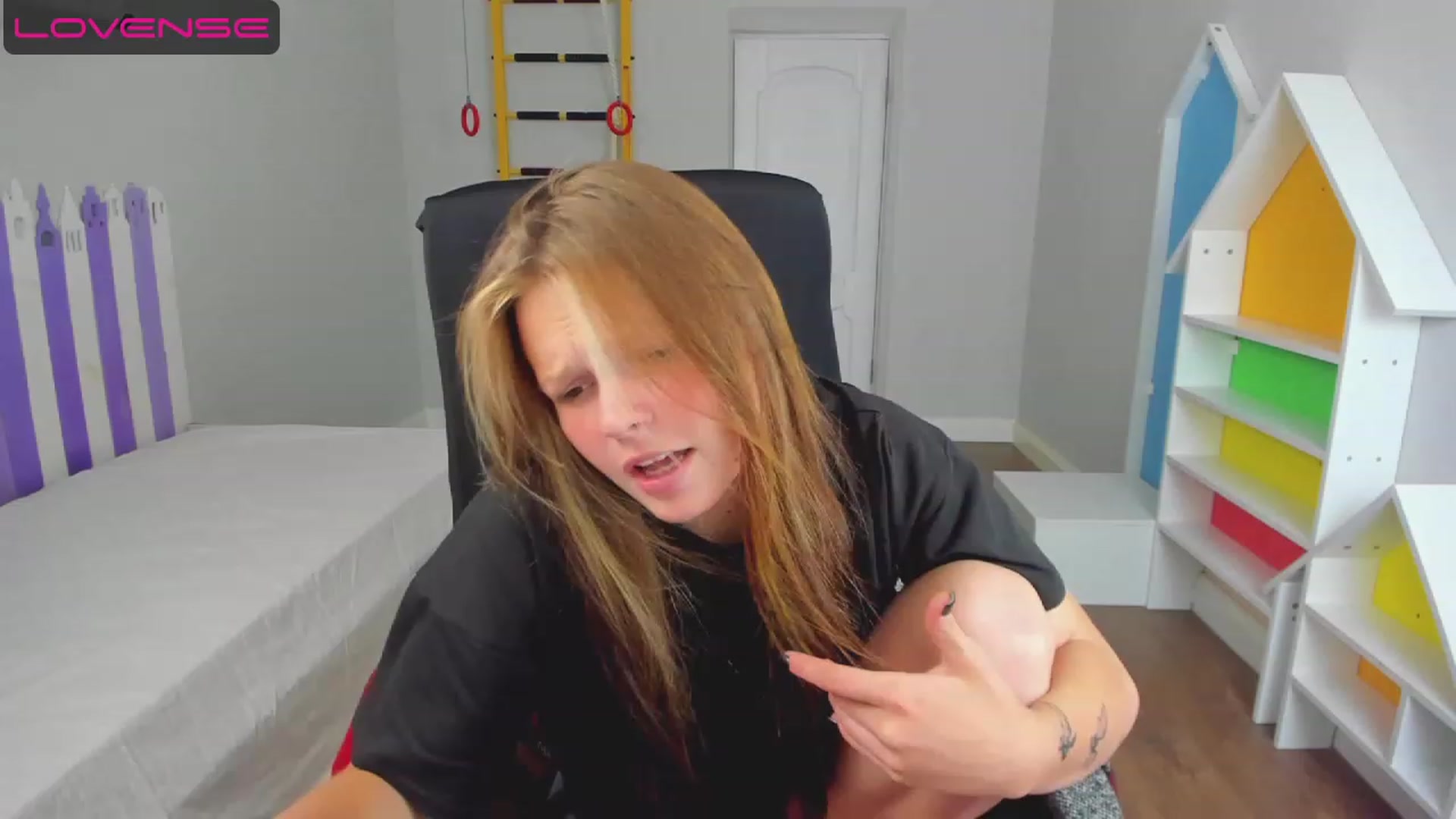 Gallery image thumbnail from Annasteel's myfreecams stream on, 07/16/2023, 10:56 image 13 of 20