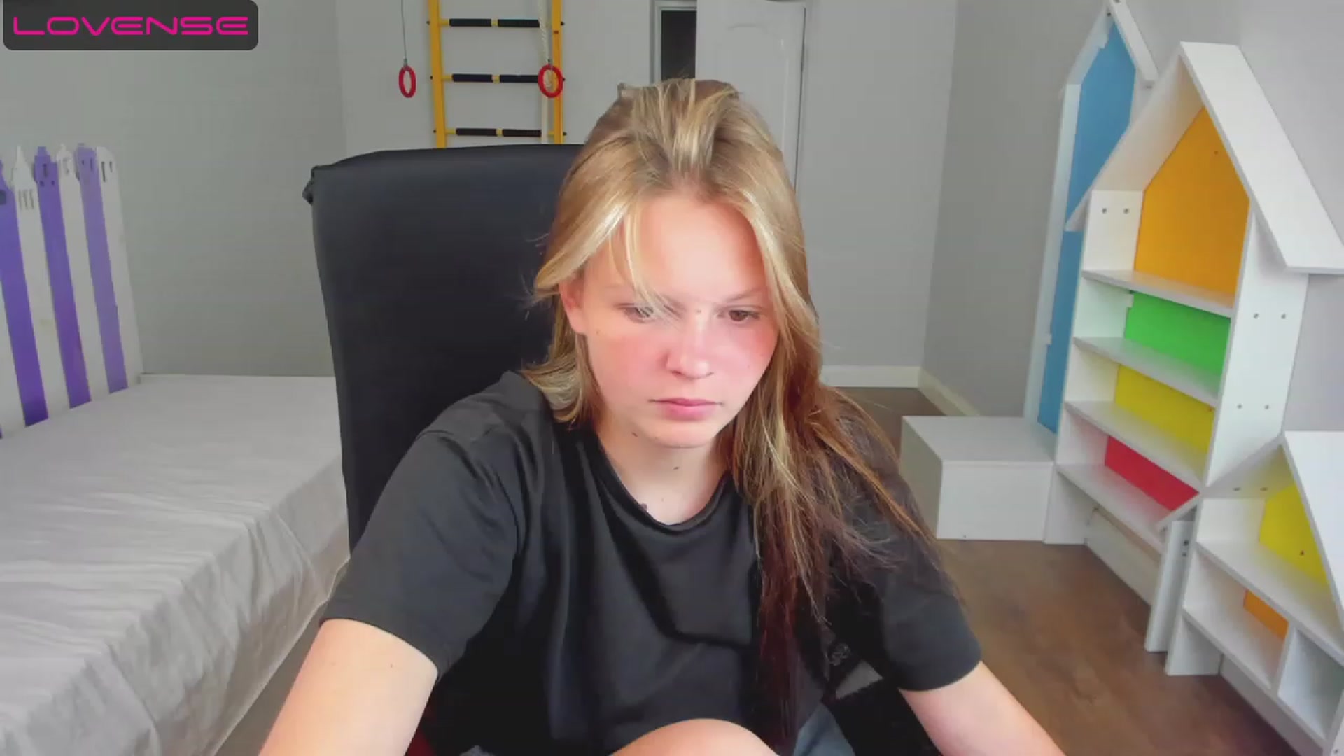 Gallery image thumbnail from Annasteel's myfreecams stream on, 07/18/2023, 11:17 image 8 of 20