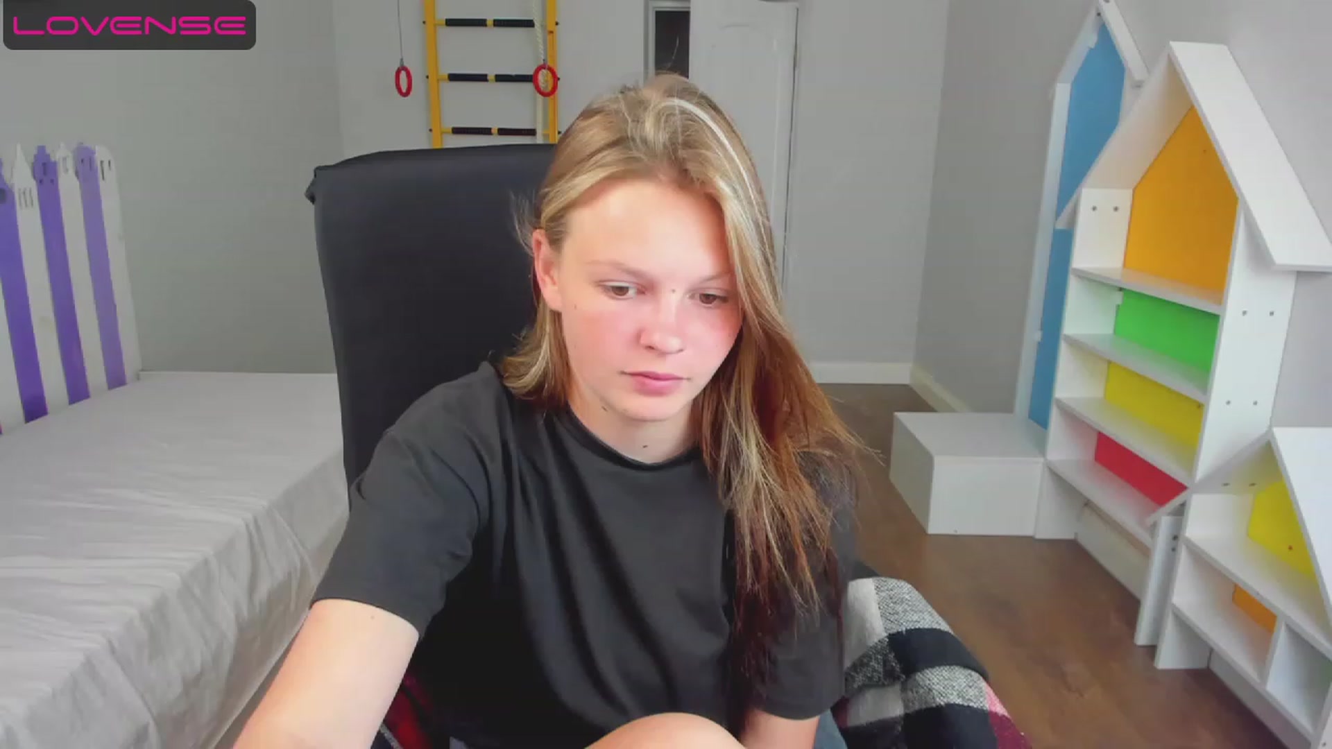 Gallery image thumbnail from Annasteel's myfreecams stream on, 07/18/2023, 11:17 image 9 of 20