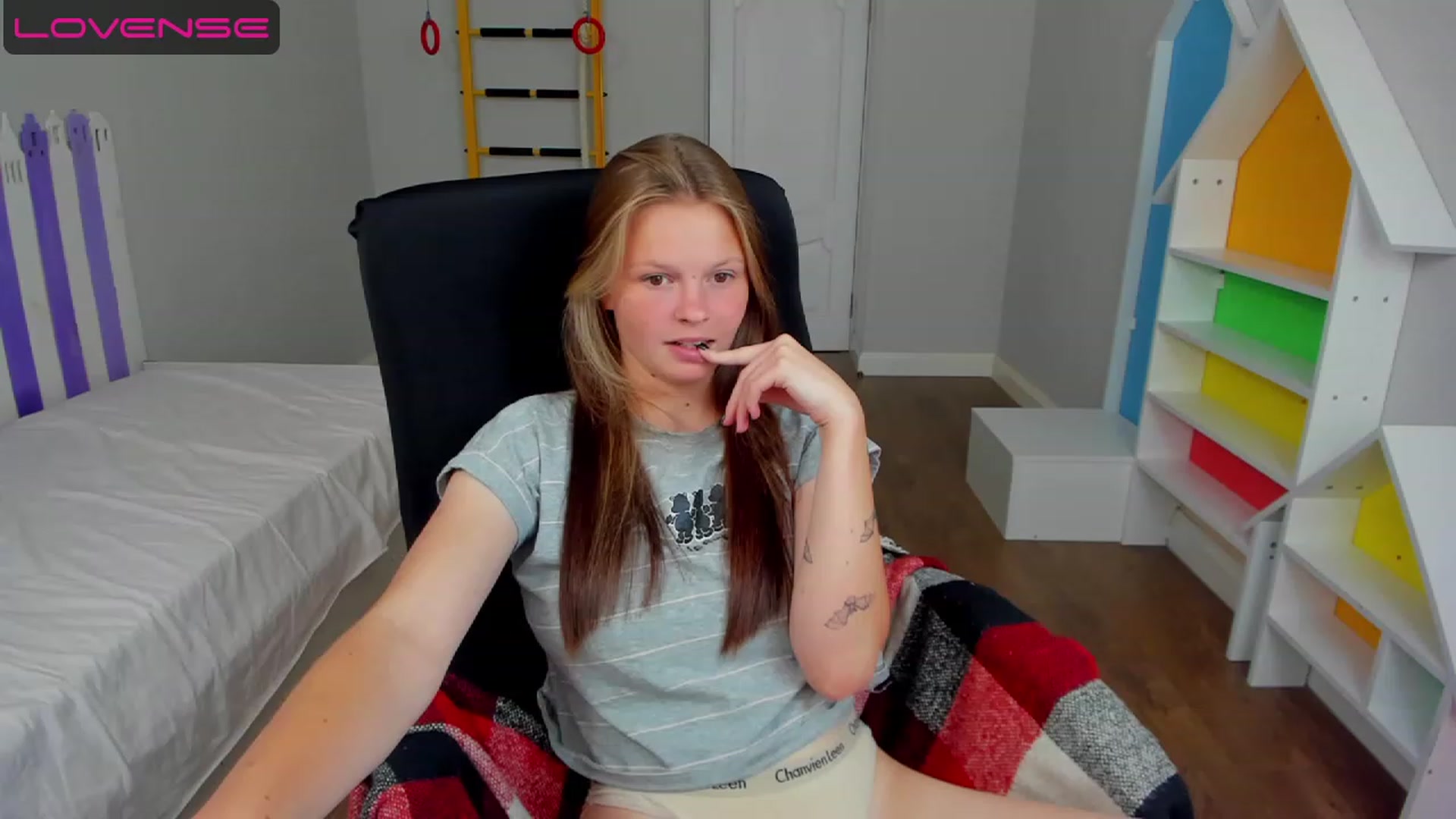 Gallery image thumbnail from Annasteel's myfreecams stream on, 07/20/2023, 10:29 image 4 of 20
