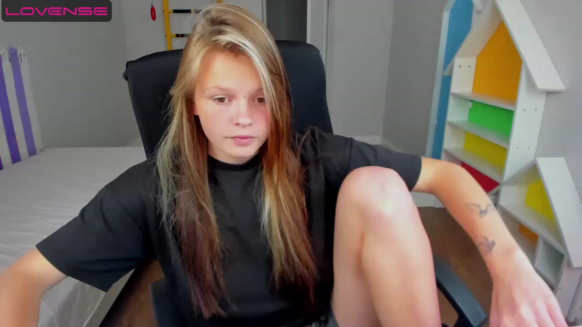 Gallery image thumbnail from Annasteel's myfreecams stream on, 07/22/2023, 09:42 image 10 of 20