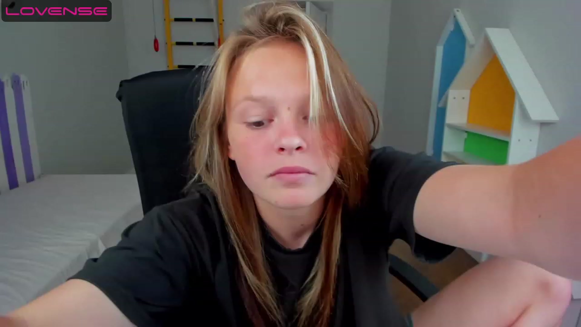 Gallery image thumbnail from Annasteel's myfreecams stream on, 07/22/2023, 09:42 image 3 of 20