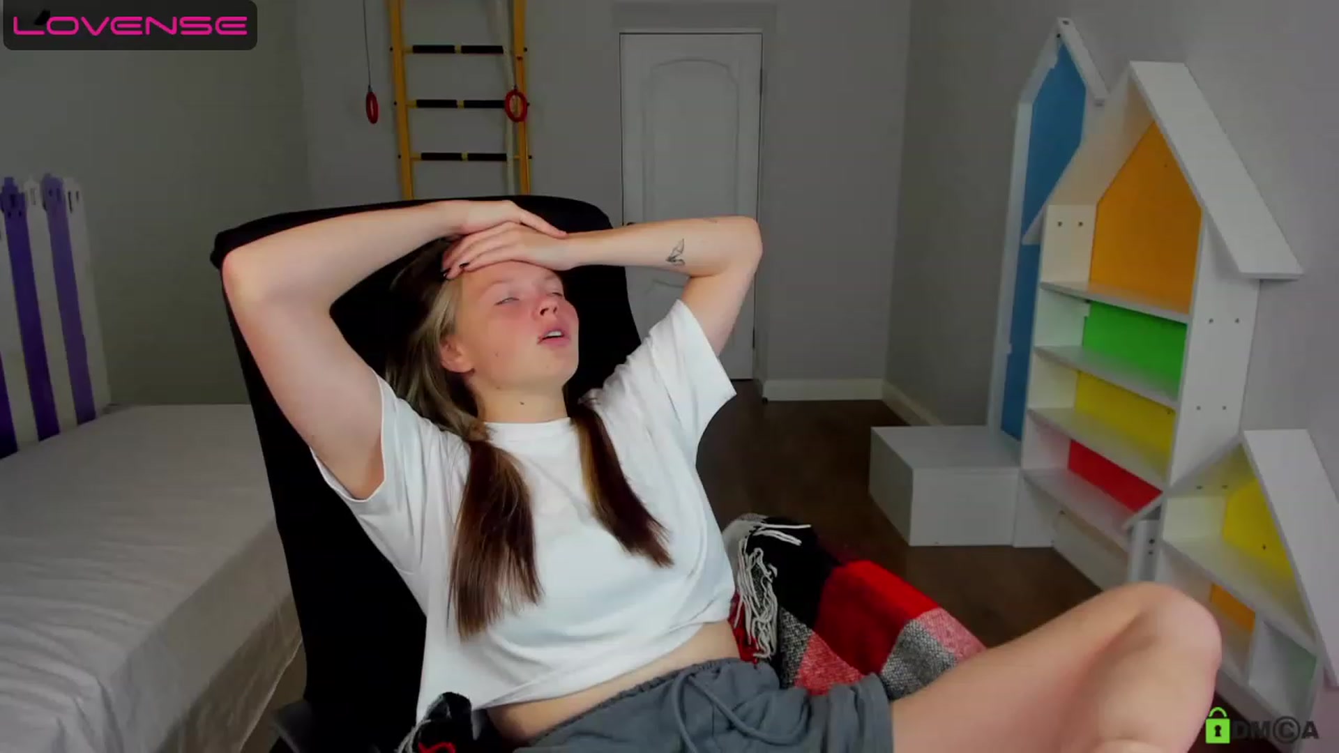 Gallery image thumbnail from Annasteel's myfreecams stream on, 07/23/2023, 09:30 image 4 of 20
