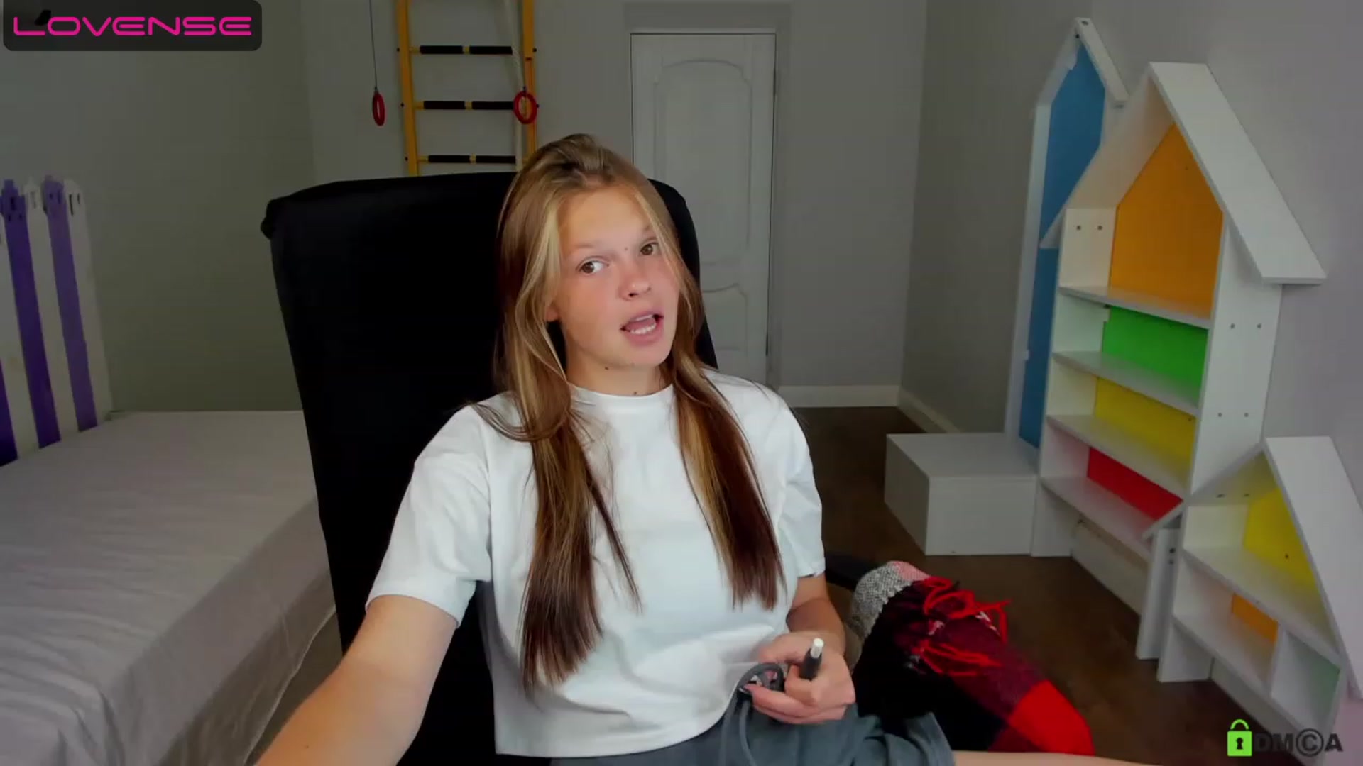 Gallery image thumbnail from Annasteel's myfreecams stream on, 07/23/2023, 09:30 image 17 of 20