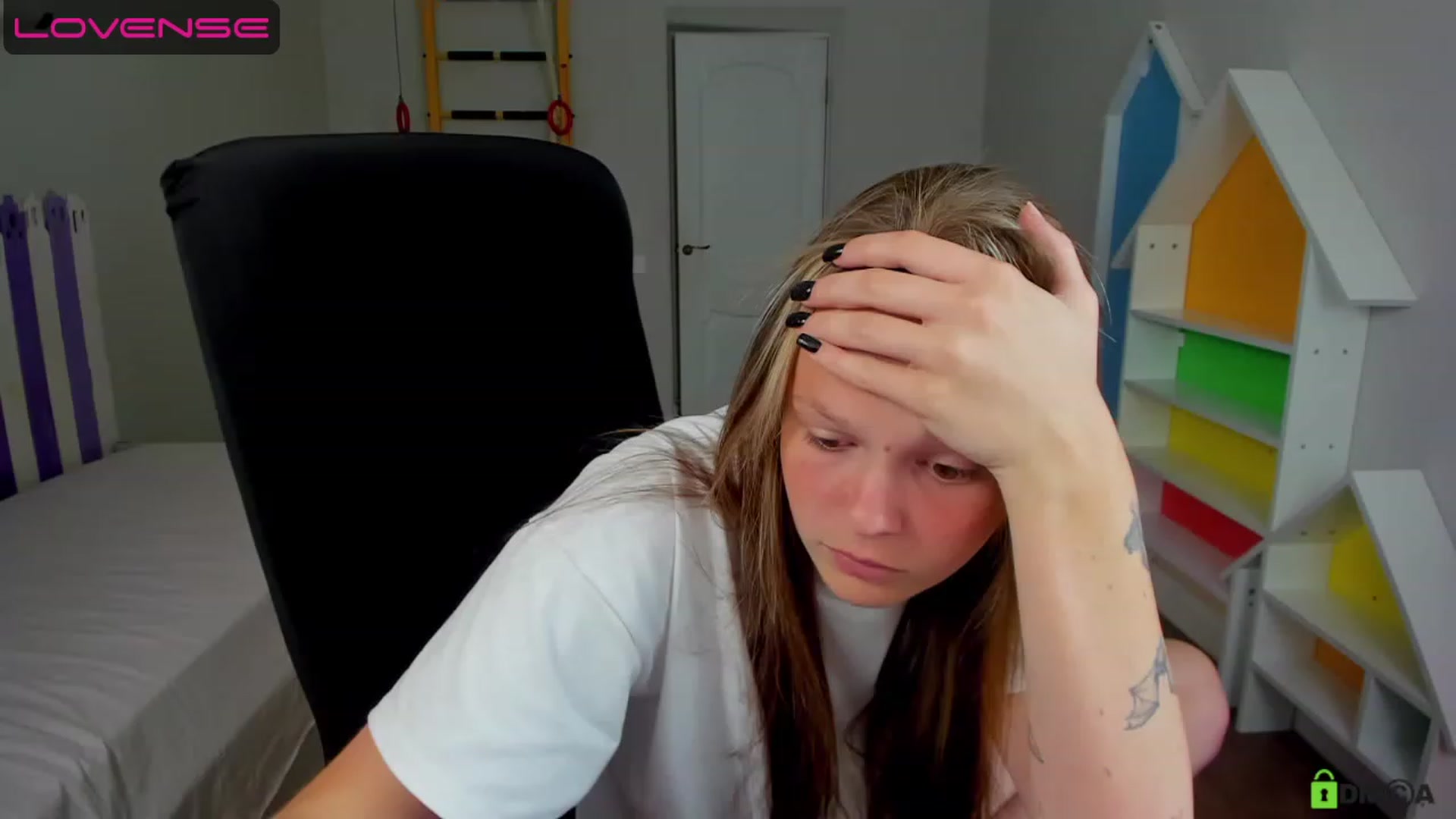Gallery image thumbnail from Annasteel's myfreecams stream on, 07/23/2023, 10:25 image 1 of 20