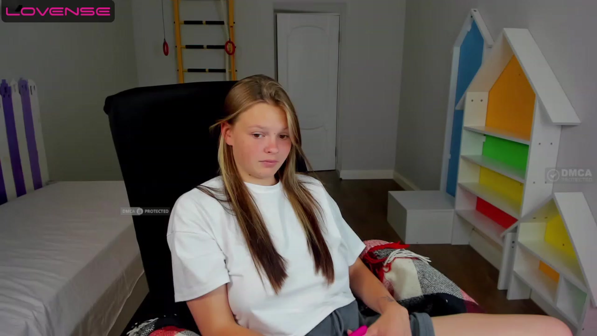 Gallery image thumbnail from Annasteel's myfreecams stream on, 07/23/2023, 10:25 image 18 of 20