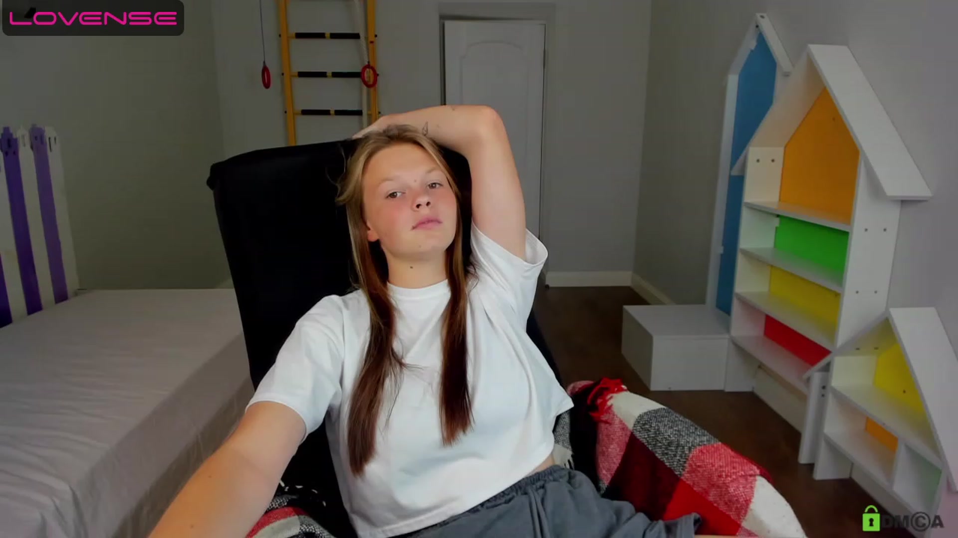 Gallery image thumbnail from Annasteel's myfreecams stream on, 07/23/2023, 10:25 image 4 of 20