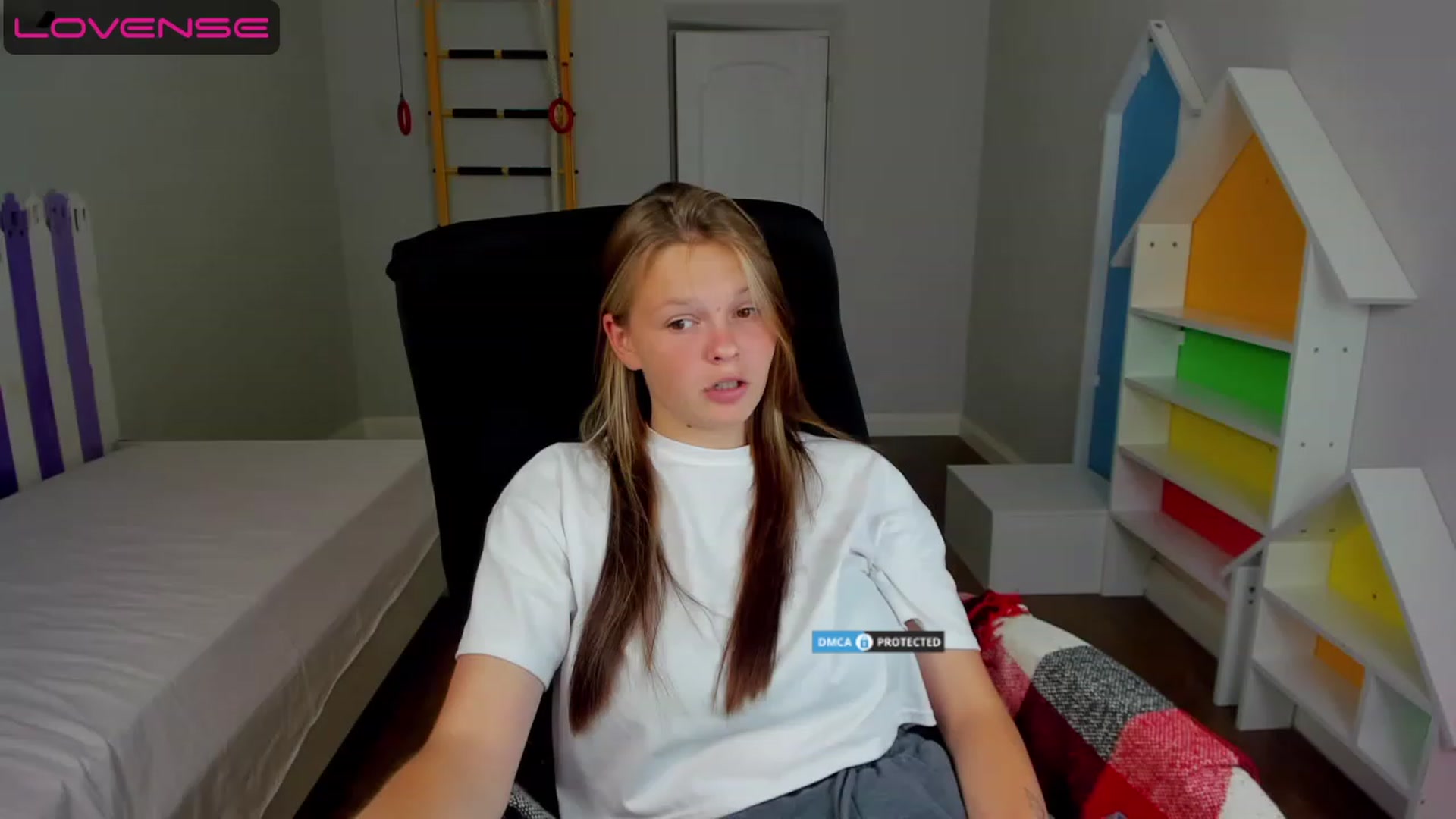 Gallery image thumbnail from Annasteel's myfreecams stream on, 07/23/2023, 10:25 image 5 of 20