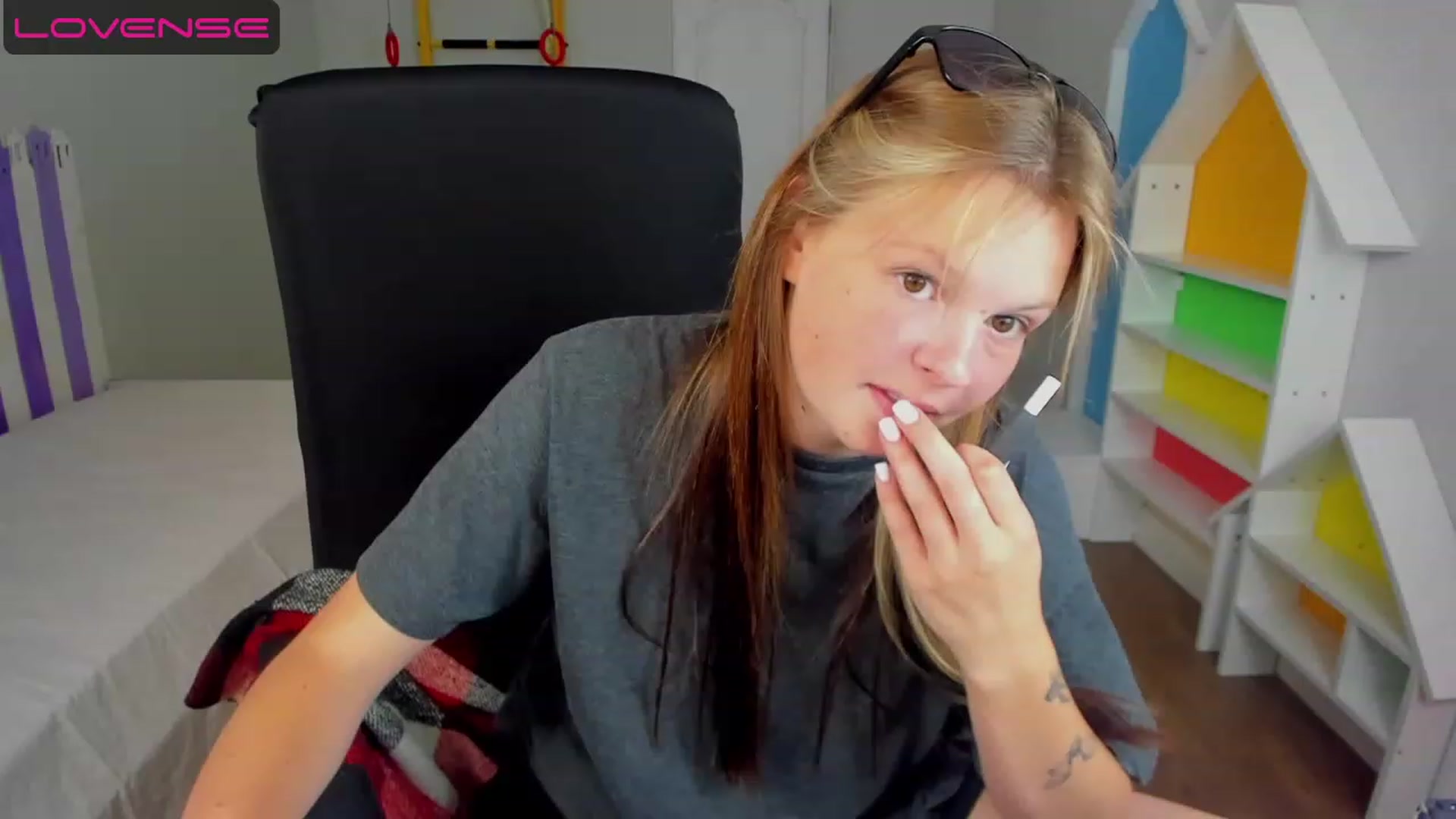 Gallery image thumbnail from Annasteel's myfreecams stream on, 07/25/2023, 08:01 image 1 of 20