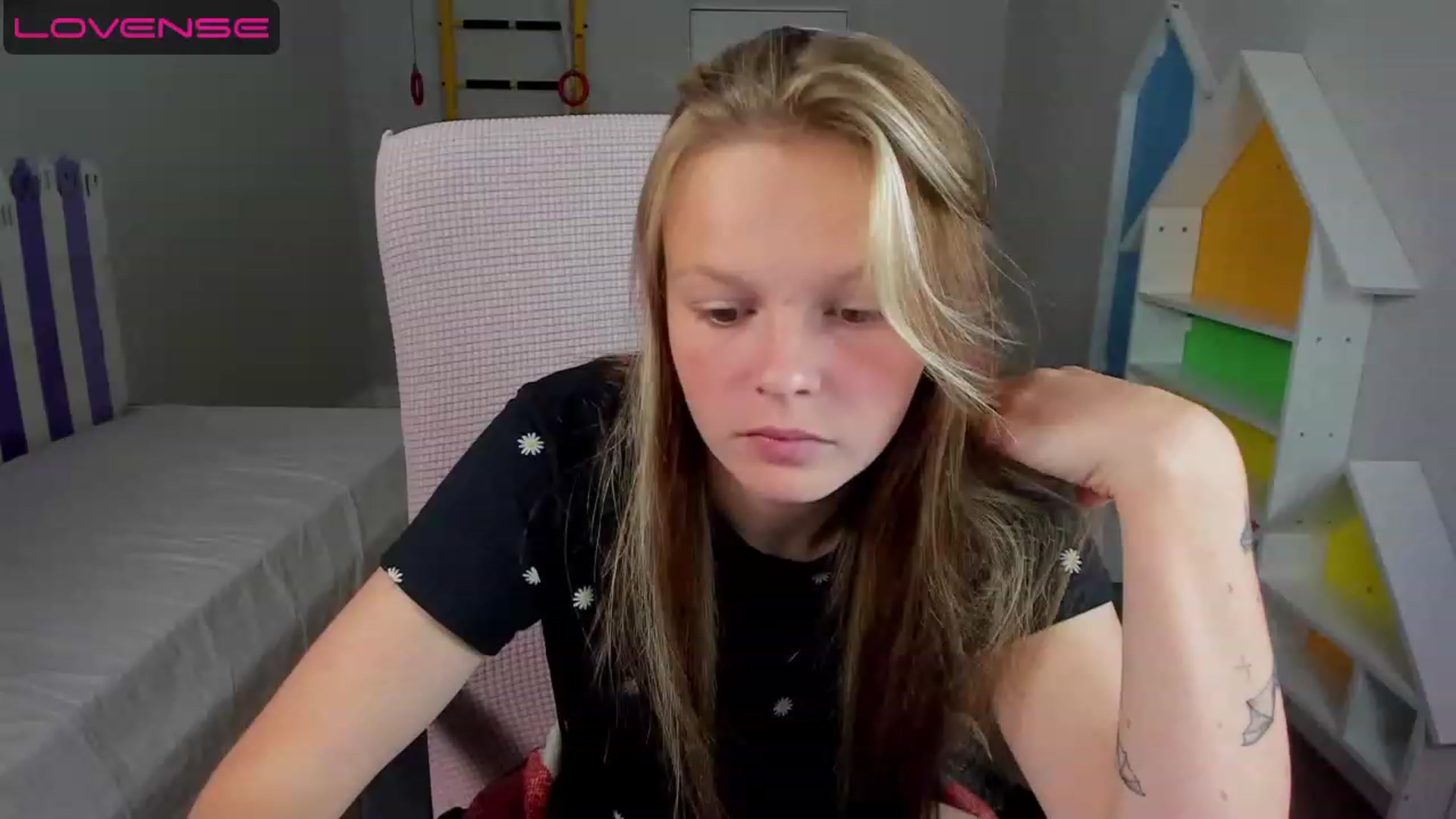 Gallery image thumbnail from Annasteel's myfreecams stream on, 07/28/2023, 11:20 image 11 of 20