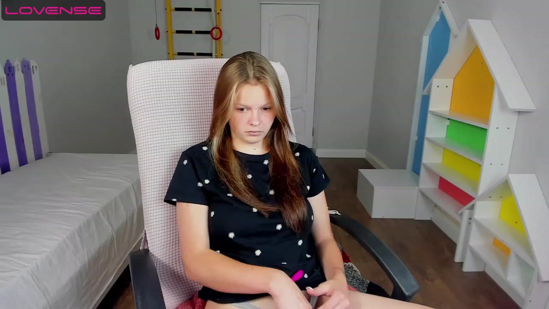 Gallery image thumbnail from Annasteel's myfreecams stream on, 07/28/2023, 11:20 image 15 of 20