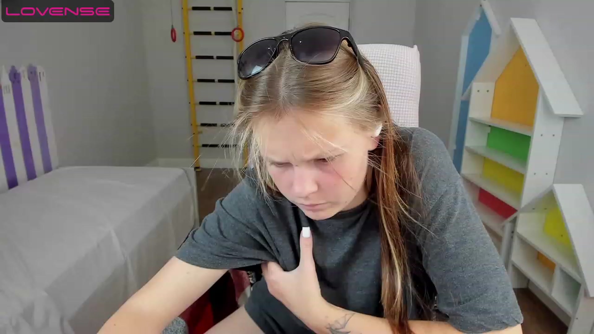 Gallery image thumbnail from Annasteel's myfreecams stream on, 08/07/2023, 10:04 image 12 of 20