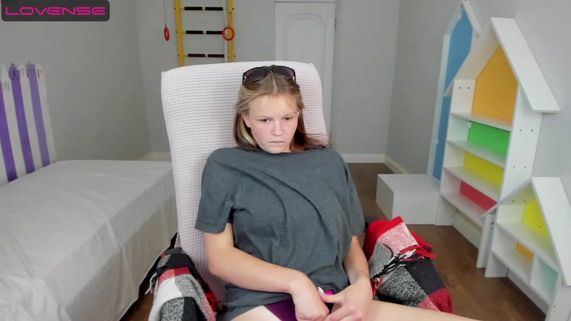 Gallery image thumbnail from Annasteel's myfreecams stream on, 08/07/2023, 10:04 image 15 of 20