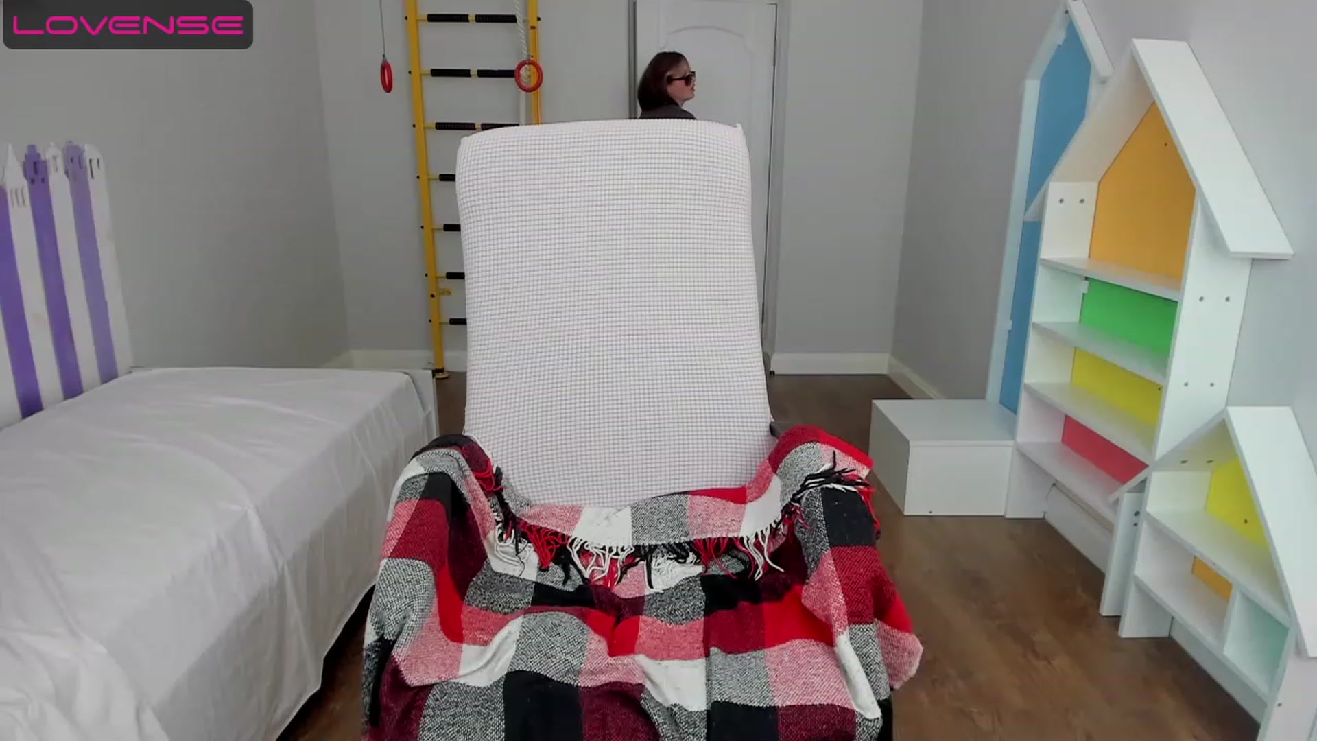 Gallery image thumbnail from Annasteel's myfreecams stream on, 08/07/2023, 10:04 image 10 of 20