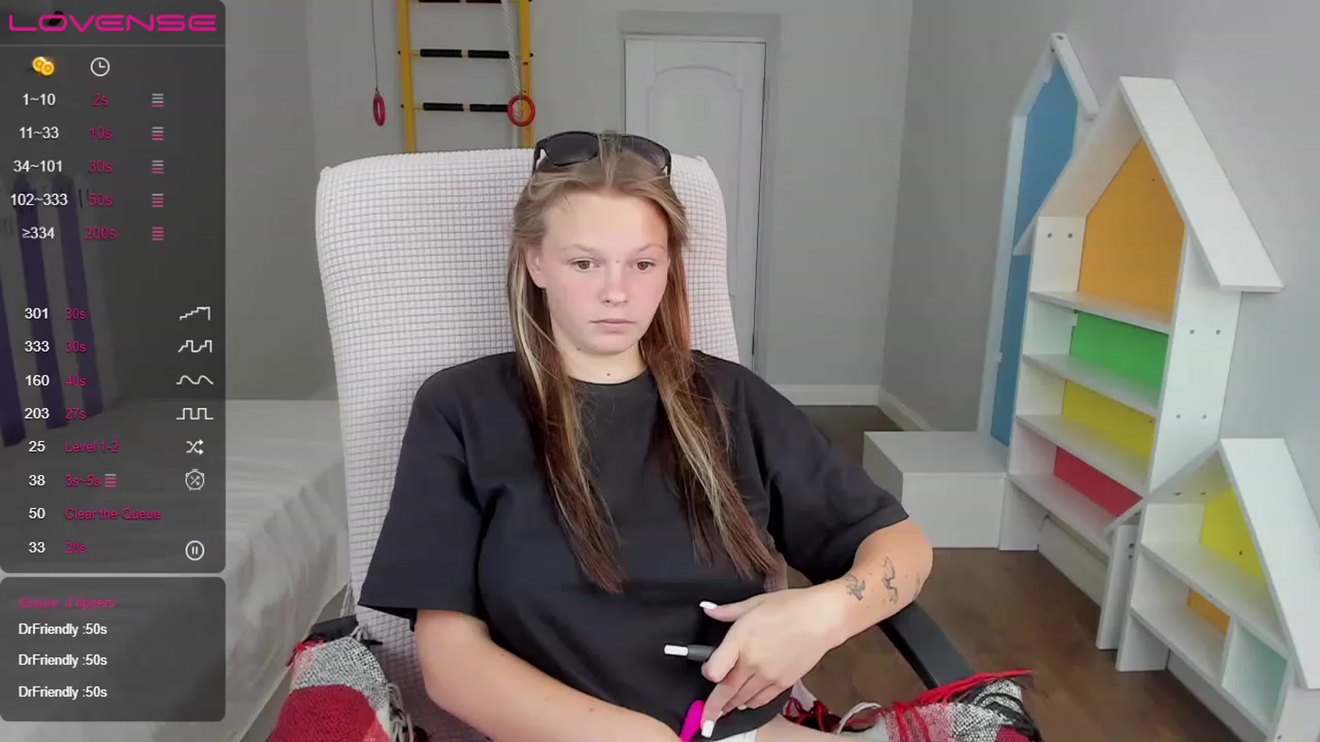 Gallery image thumbnail from Annasteel's myfreecams stream on, 08/08/2023, 10:29 image 17 of 20