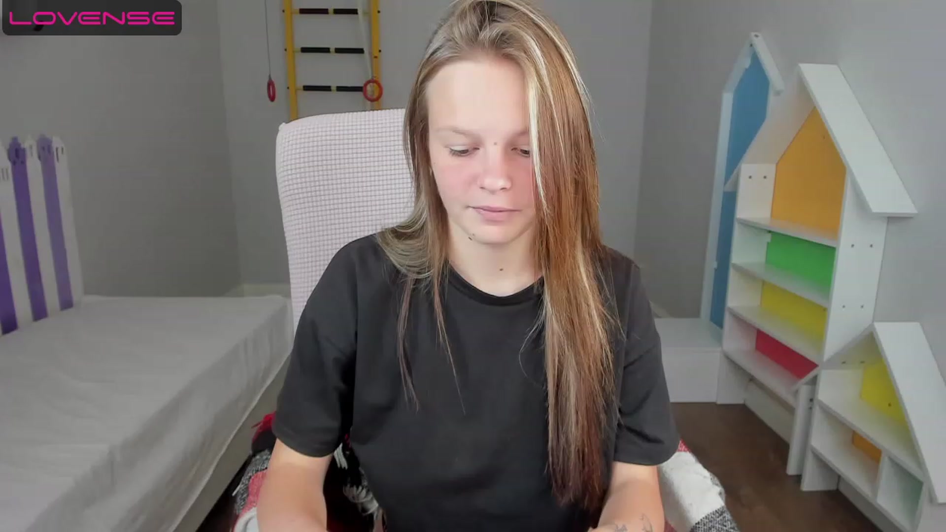 Gallery image thumbnail from Annasteel's myfreecams stream on, 08/10/2023, 08:08 image 12 of 20