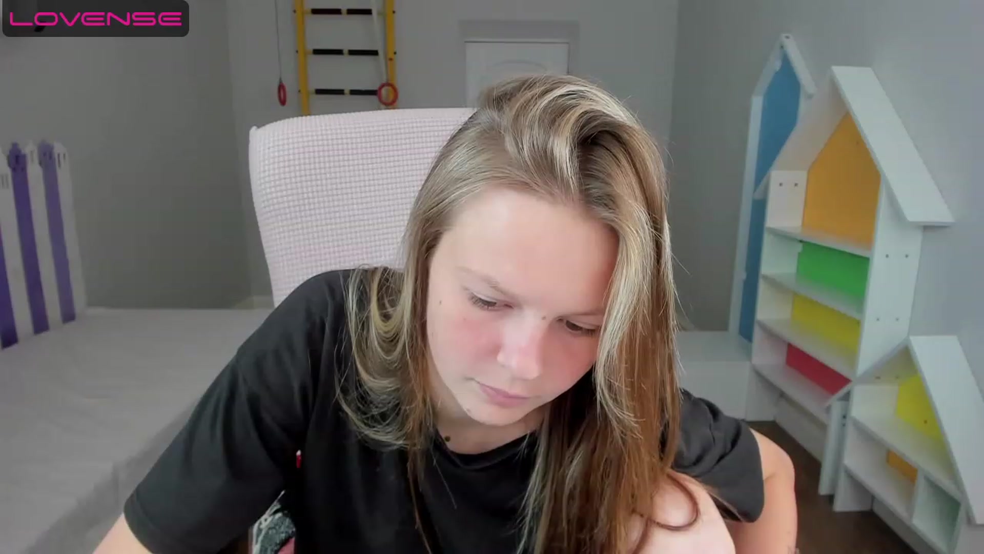 Gallery image thumbnail from Annasteel's myfreecams stream on, 08/10/2023, 08:08 image 16 of 20