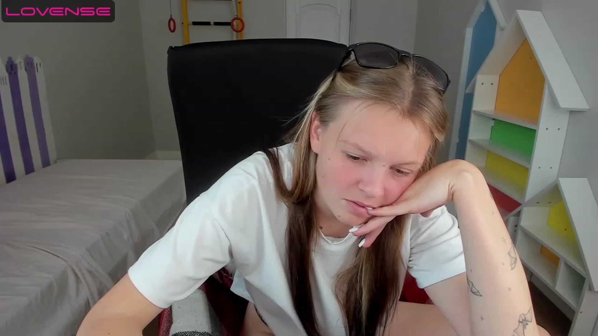 Gallery image thumbnail from Annasteel's myfreecams stream on, 08/16/2023, 09:43 image 9 of 20