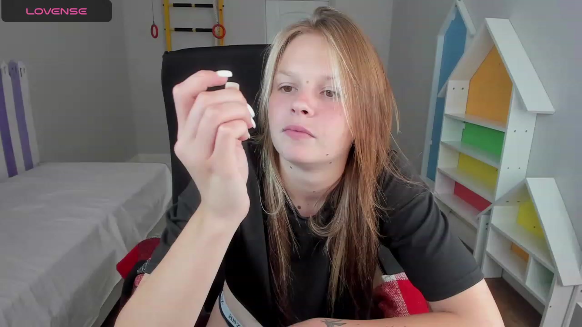 Gallery image thumbnail from Annasteel's myfreecams stream on, 08/17/2023, 11:14 image 15 of 20
