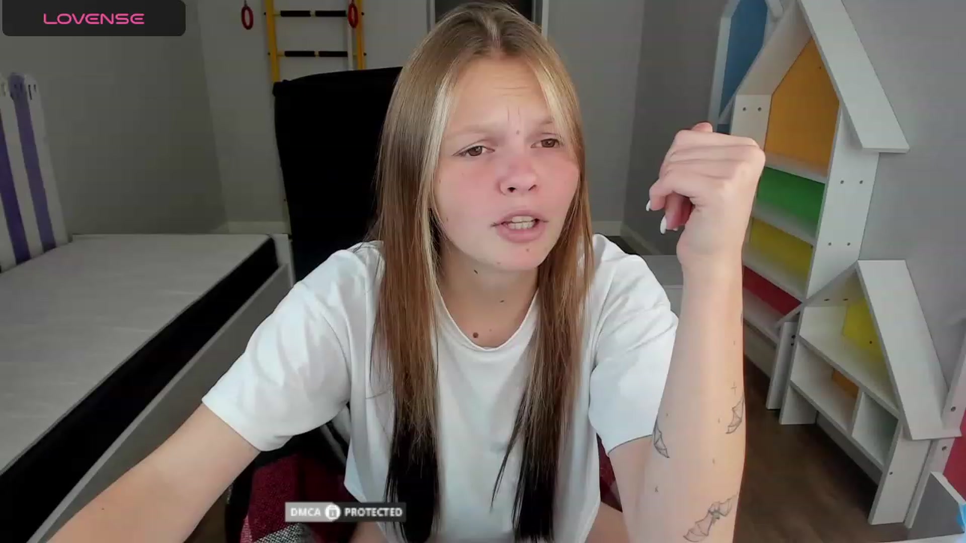 Gallery image thumbnail from Annasteel's myfreecams stream on, 08/28/2023, 10:51 image 8 of 20