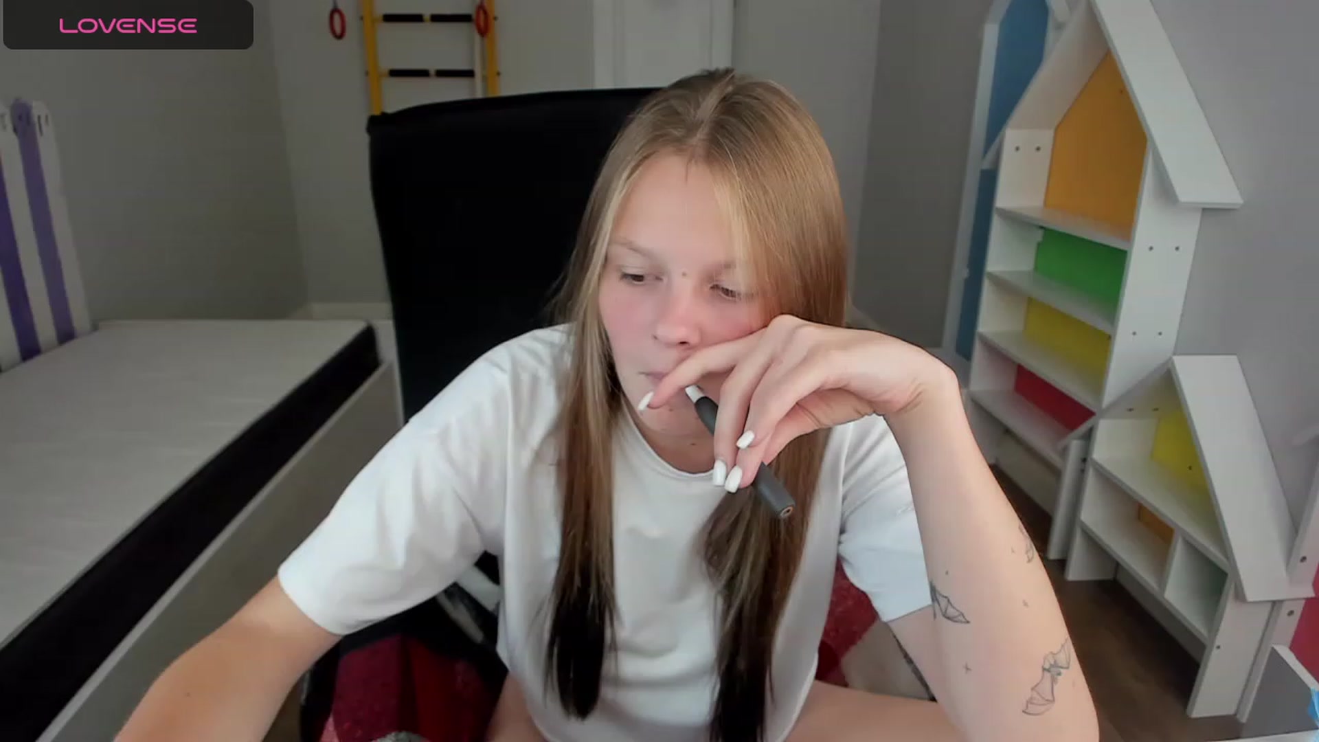 Gallery image thumbnail from Annasteel's myfreecams stream on, 08/28/2023, 10:51 image 6 of 20