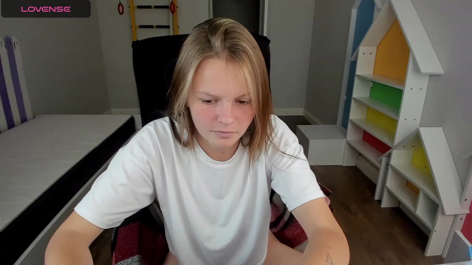 Gallery image thumbnail from Annasteel's myfreecams stream on, 08/28/2023, 10:51 image 13 of 20