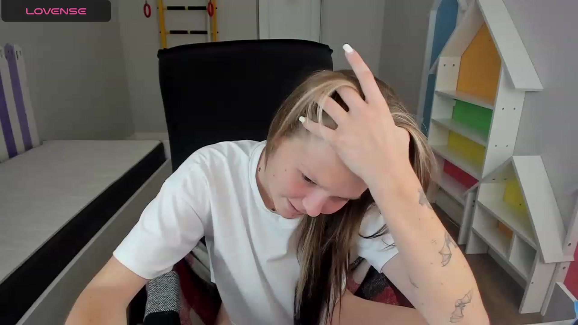 Gallery image thumbnail from Annasteel's myfreecams stream on, 08/28/2023, 11:53 image 2 of 20