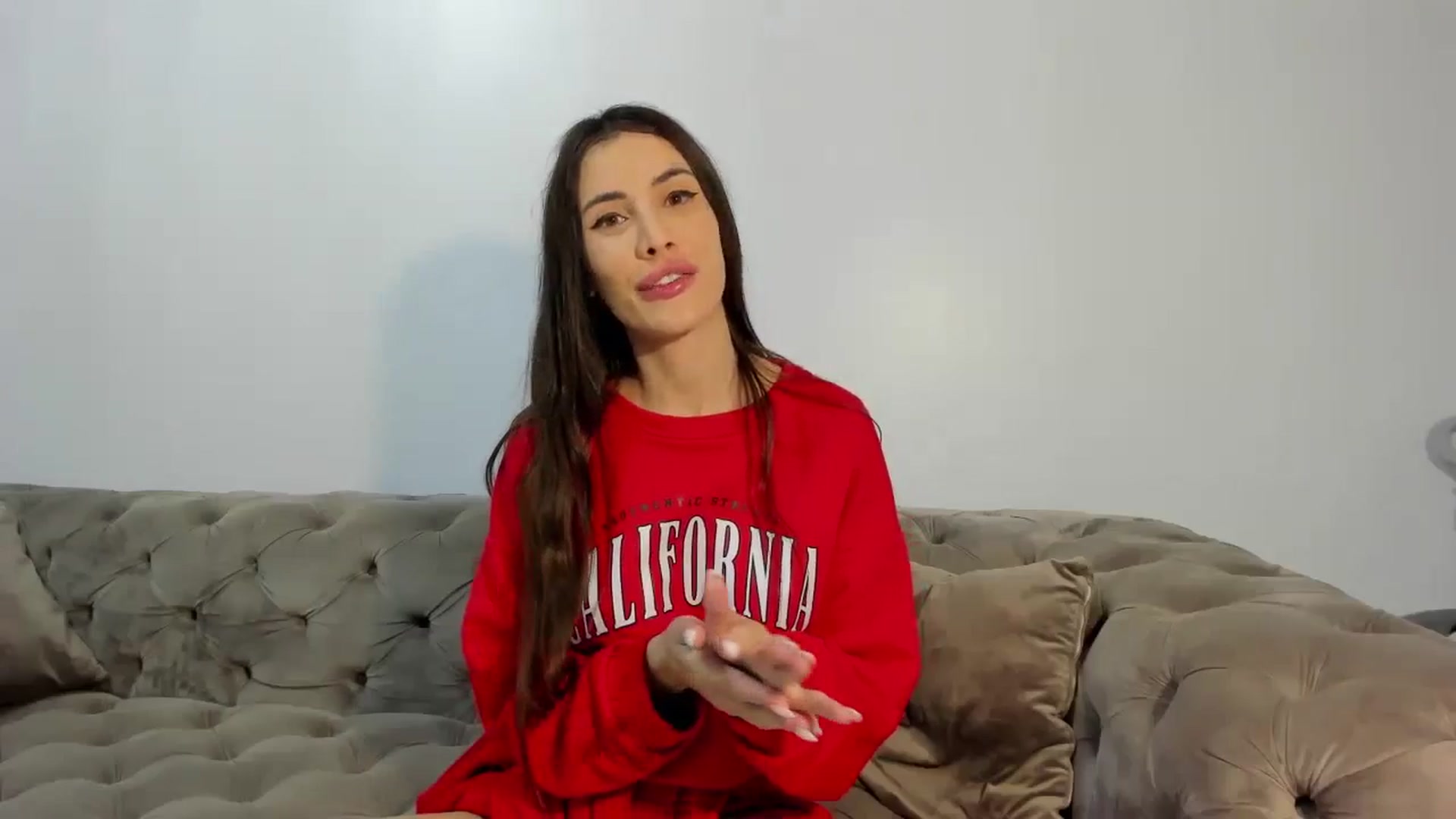 Gallery image thumbnail from Anne_Marieee's myfreecams stream on, 09/23/2024, 03:19 image 4 of 20