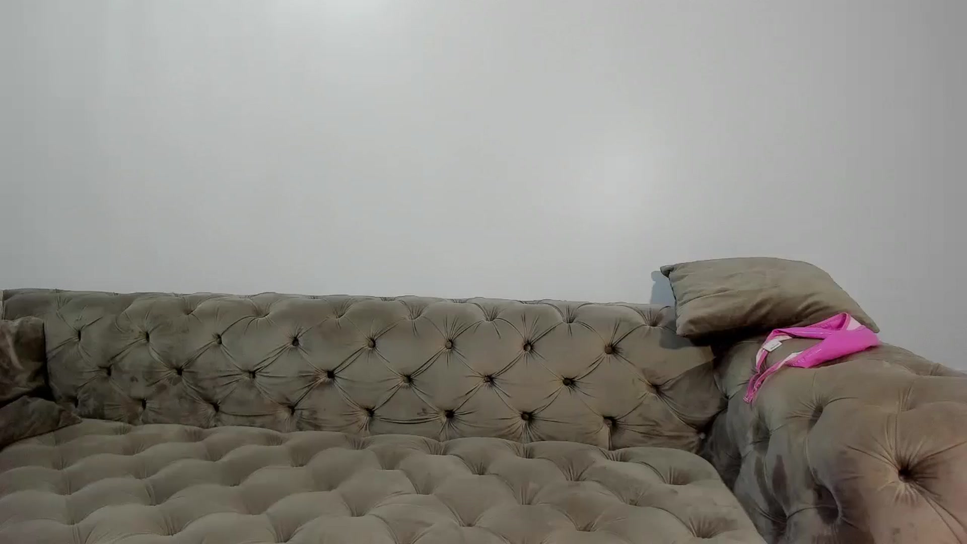 Gallery image thumbnail from Anne_Marieee's myfreecams stream on, 11/29/2024, 10:25 image 4 of 20