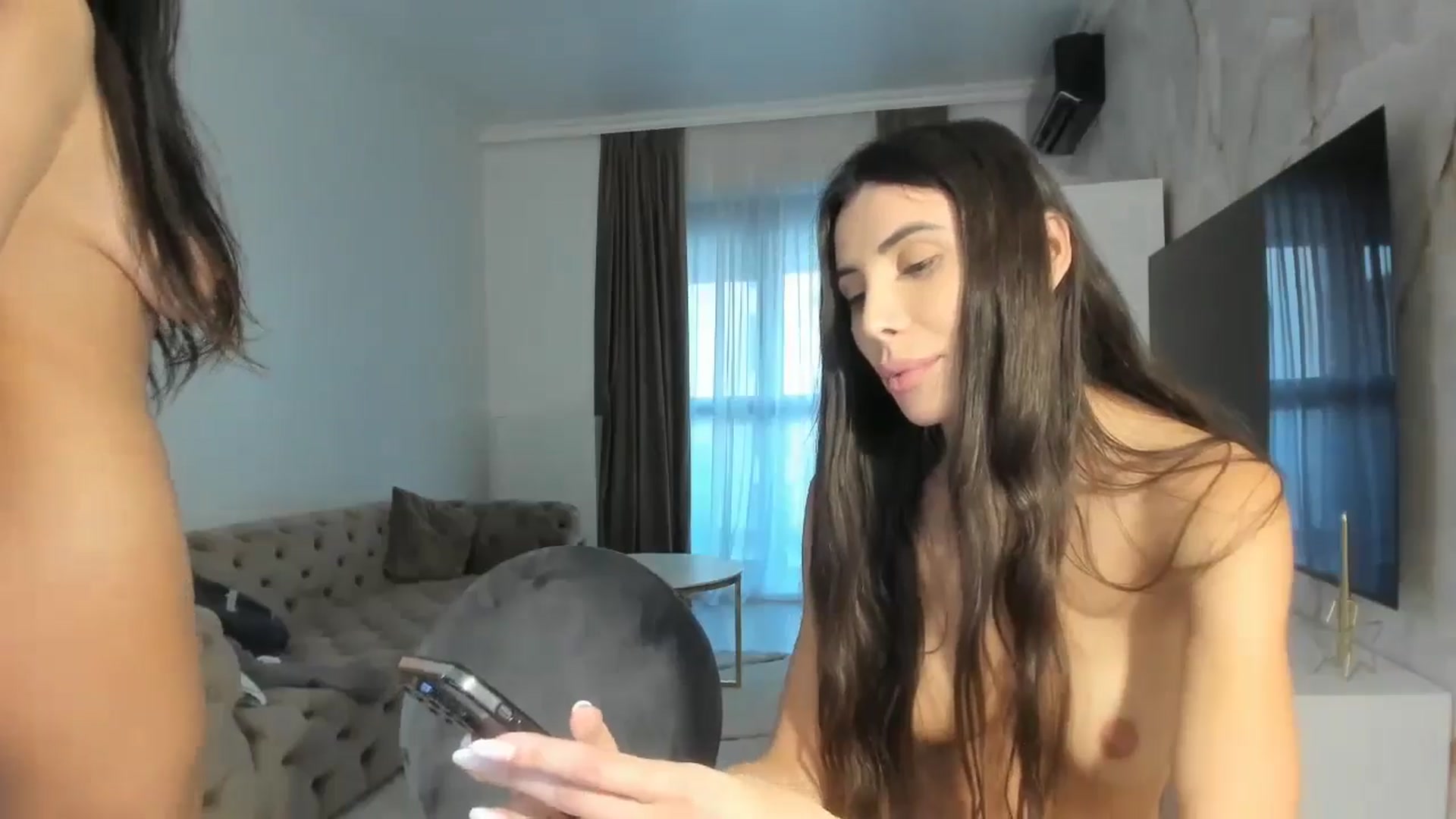 Gallery image thumbnail from Anne_Marieee's myfreecams stream on, 01/24/2025, 15:10 image 7 of 20