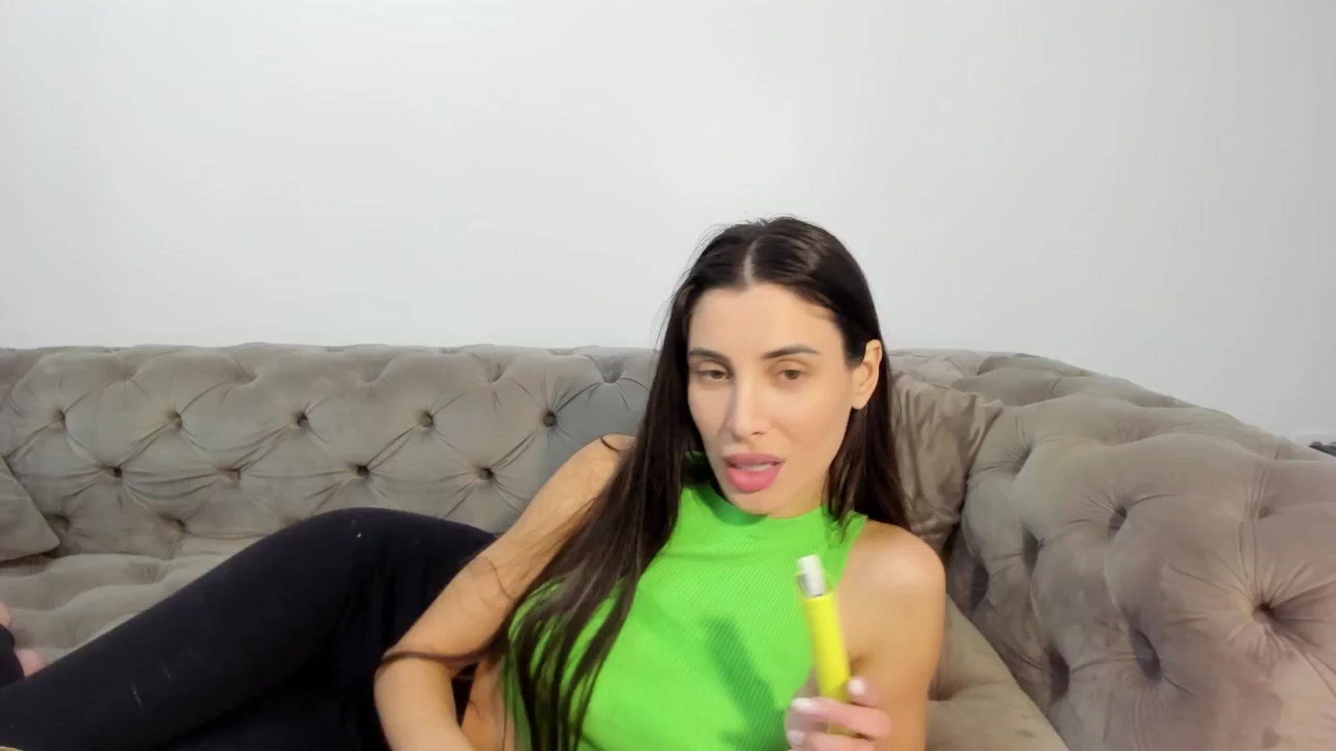 Gallery image thumbnail from Anne_Marieee's myfreecams stream on, 02/19/2025, 11:22 image 20 of 20