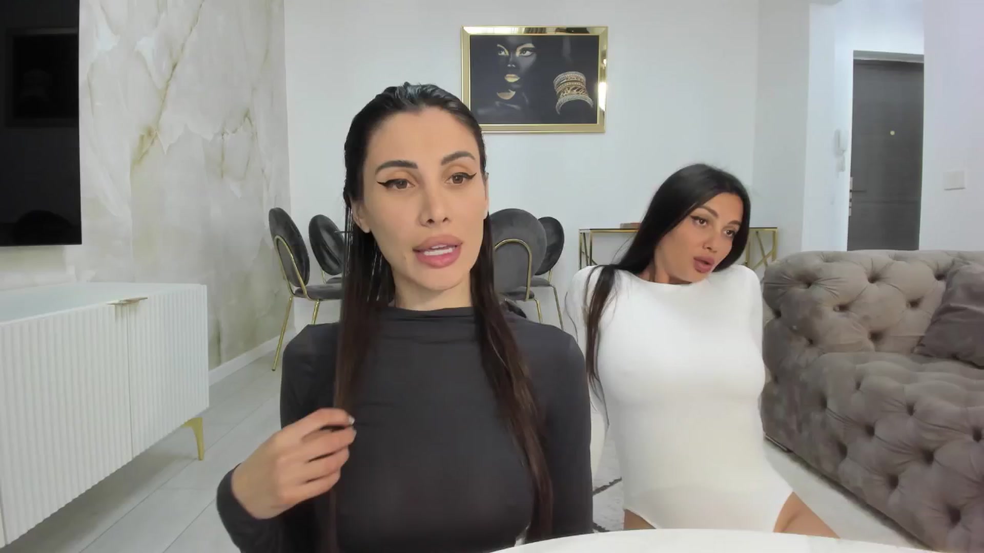 Gallery image thumbnail from Anne_Marieee's myfreecams stream on, 03/25/2025, 14:28 image 5 of 20
