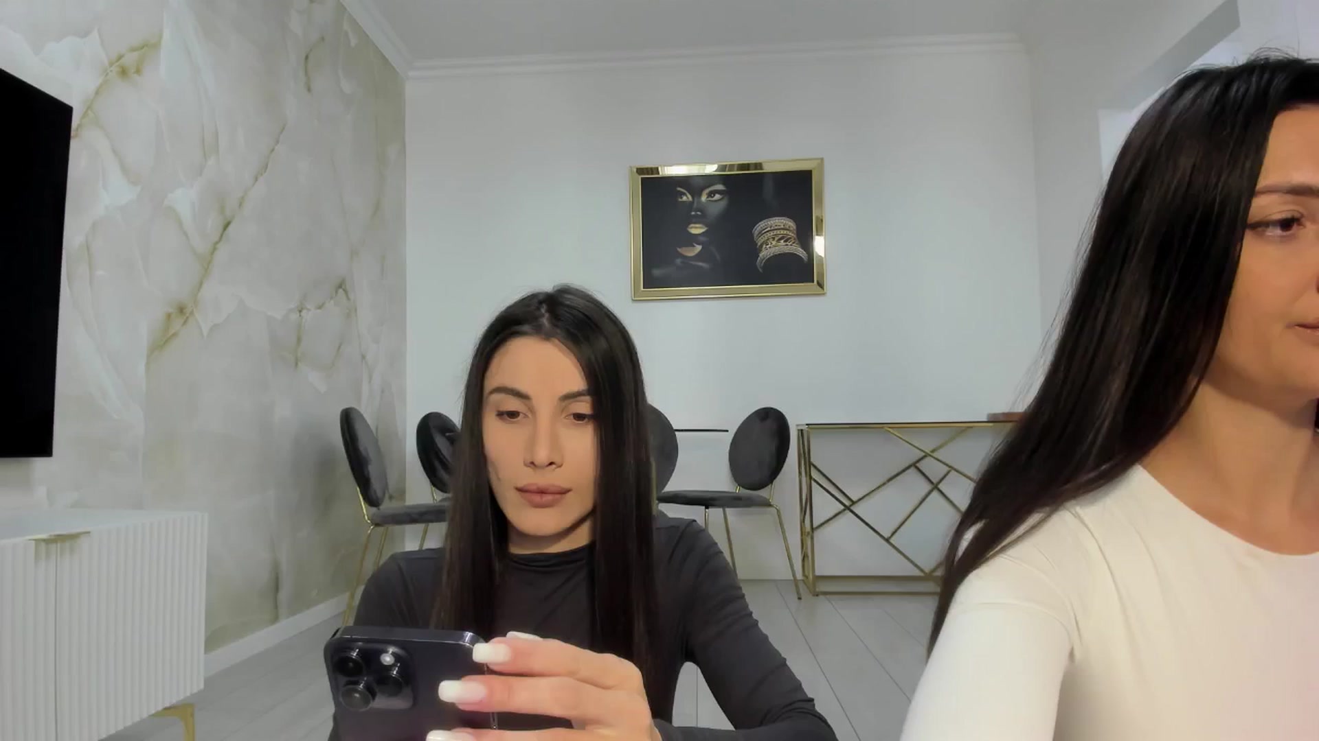 Gallery image thumbnail from Anne_Marieee's myfreecams stream on, 04/07/2025, 13:32 image 1 of 20