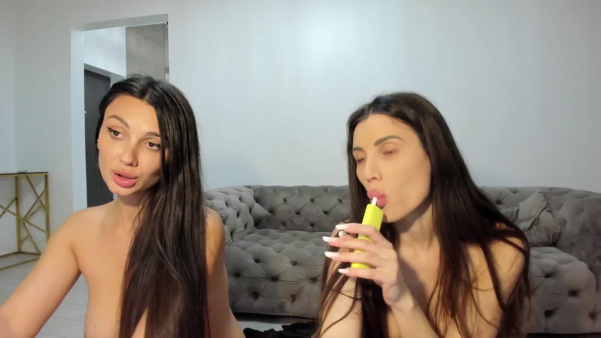Gallery image thumbnail from Anne_Marieee's myfreecams stream on, 04/10/2025, 13:42 image 20 of 20
