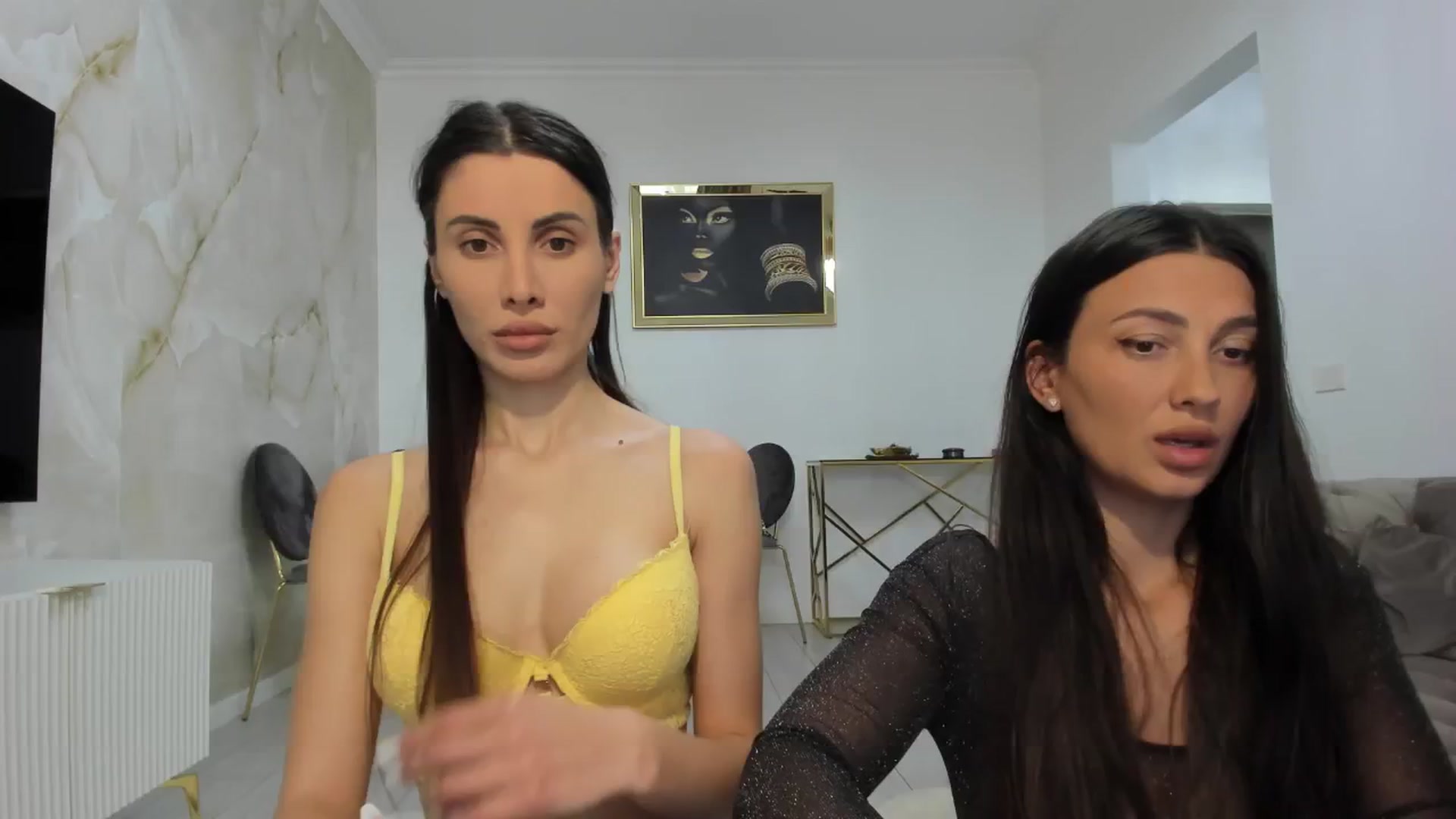 Gallery image thumbnail from Anne_Marieee's myfreecams stream on, 04/23/2025, 11:52 image 7 of 20