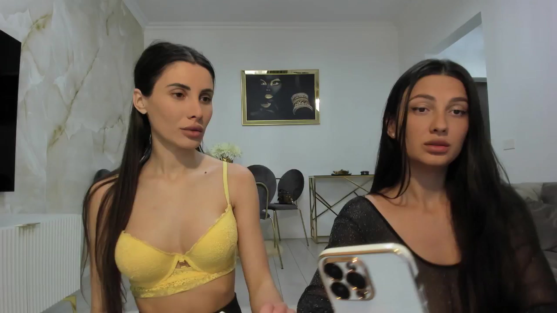Gallery image thumbnail from Anne_Marieee's myfreecams stream on, 04/23/2025, 11:52 image 2 of 20