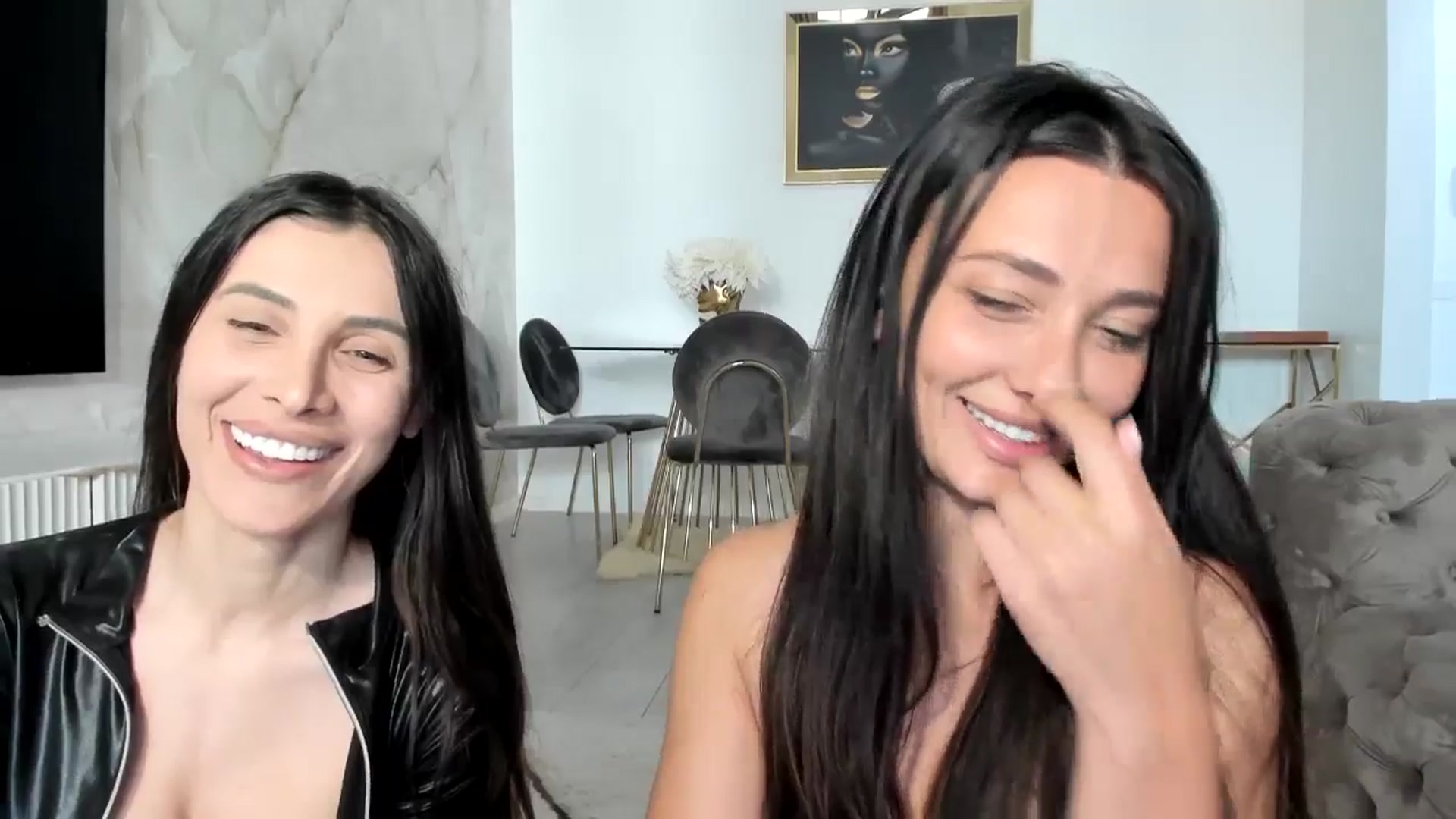 Gallery image thumbnail from Anne_Marieee's myfreecams stream on, 05/05/2025, 14:07 image 13 of 20