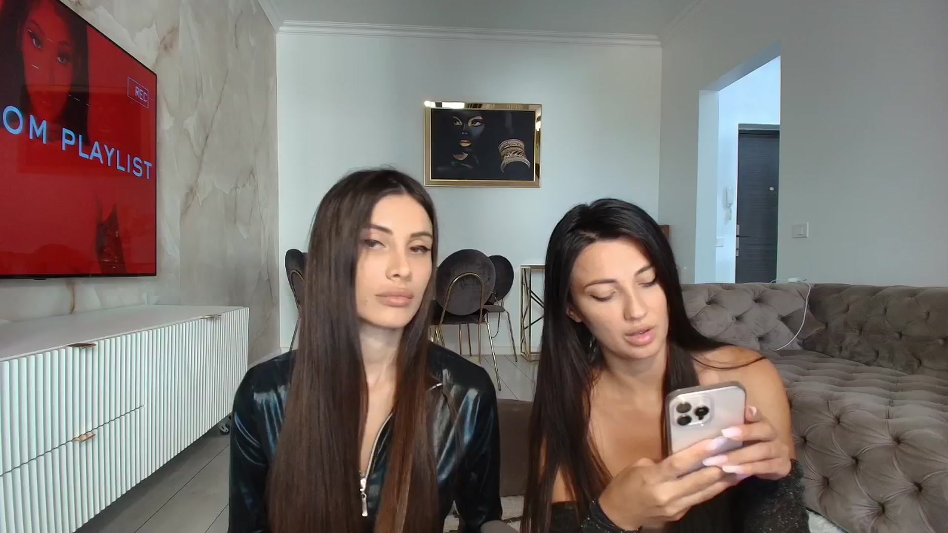 Gallery image thumbnail from Anne_Marieee's myfreecams stream on, 06/12/2025, 12:30 image 4 of 20