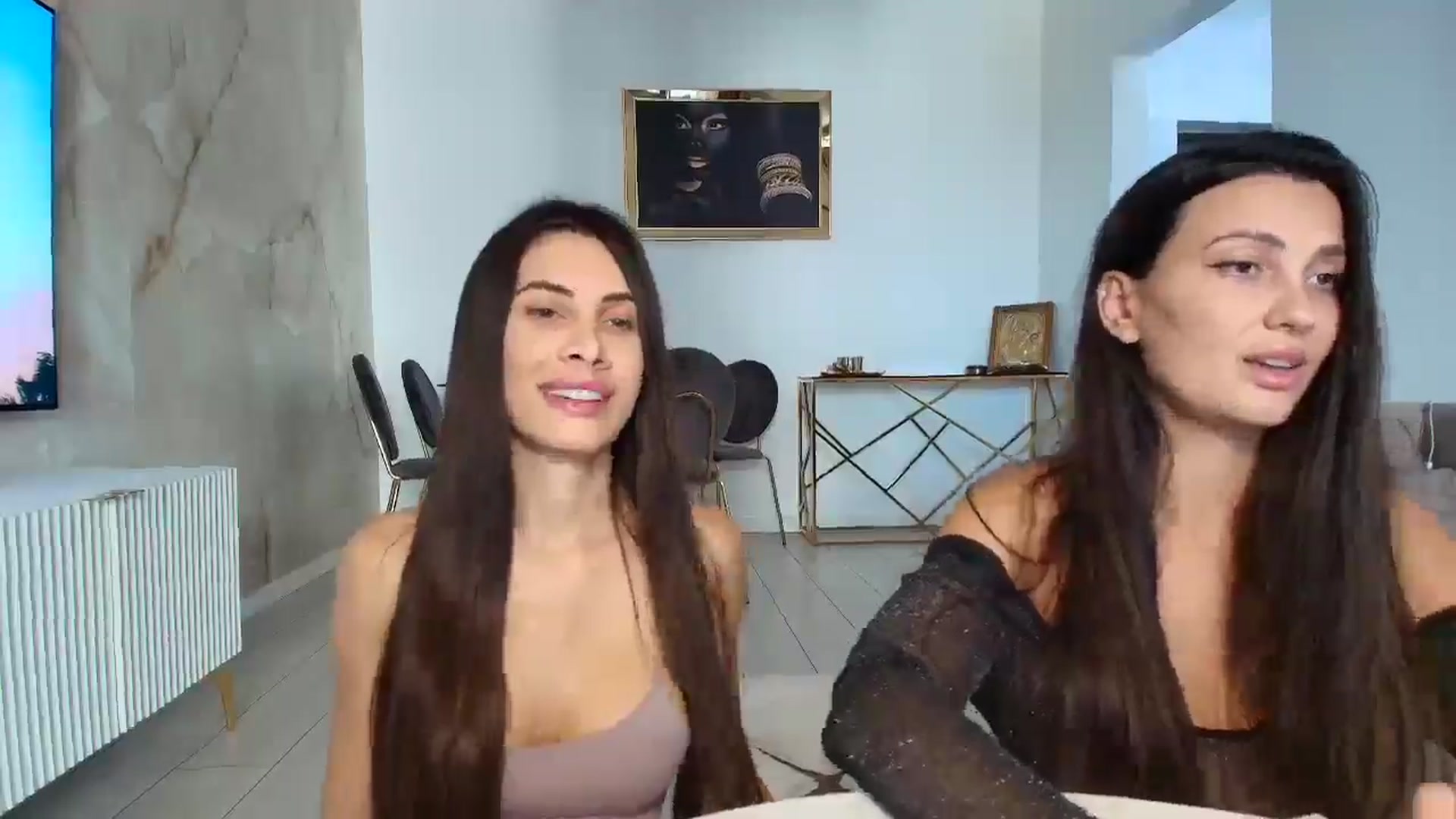 Gallery image thumbnail from Anne_Marieee's myfreecams stream on, 07/10/2025, 12:05 image 4 of 20