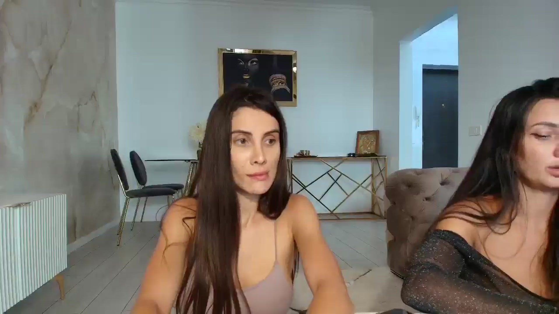 Gallery image thumbnail from Anne_Marieee's myfreecams stream on, 07/10/2025, 12:48 image 10 of 20