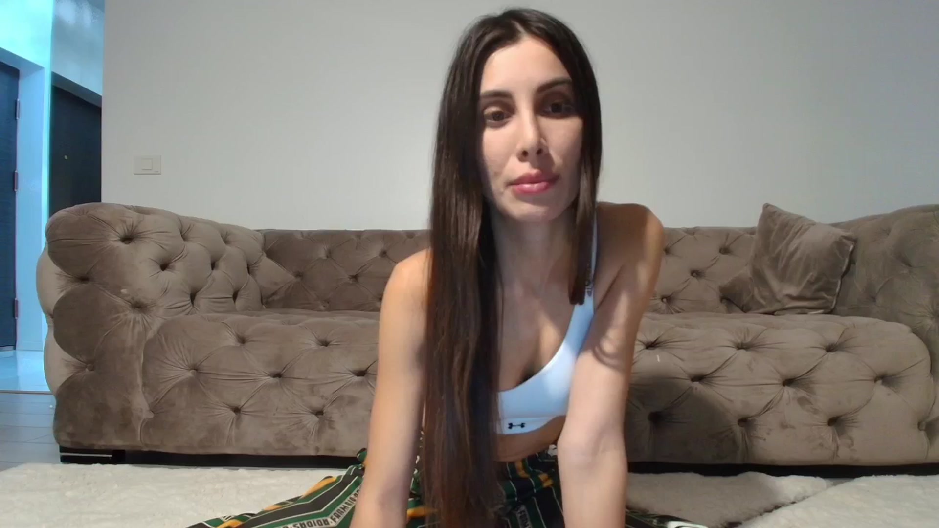 Gallery image thumbnail from Anne_Marieee's myfreecams stream on, 07/31/2025, 19:16 image 6 of 20