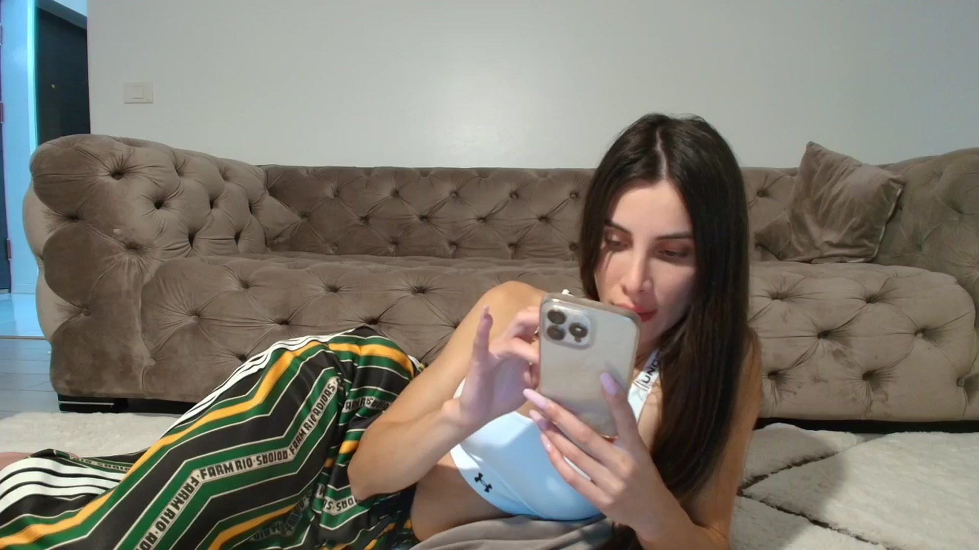 Gallery image thumbnail from Anne_Marieee's myfreecams stream on, 07/31/2025, 19:16 image 11 of 20