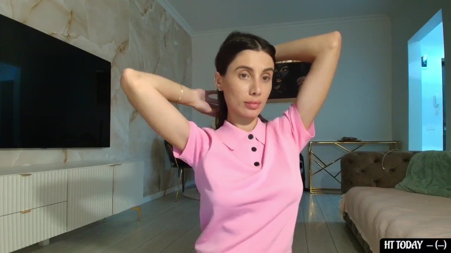 Gallery image thumbnail from Anne_Marieee's myfreecams stream on, 08/13/2025, 19:35 image 13 of 20