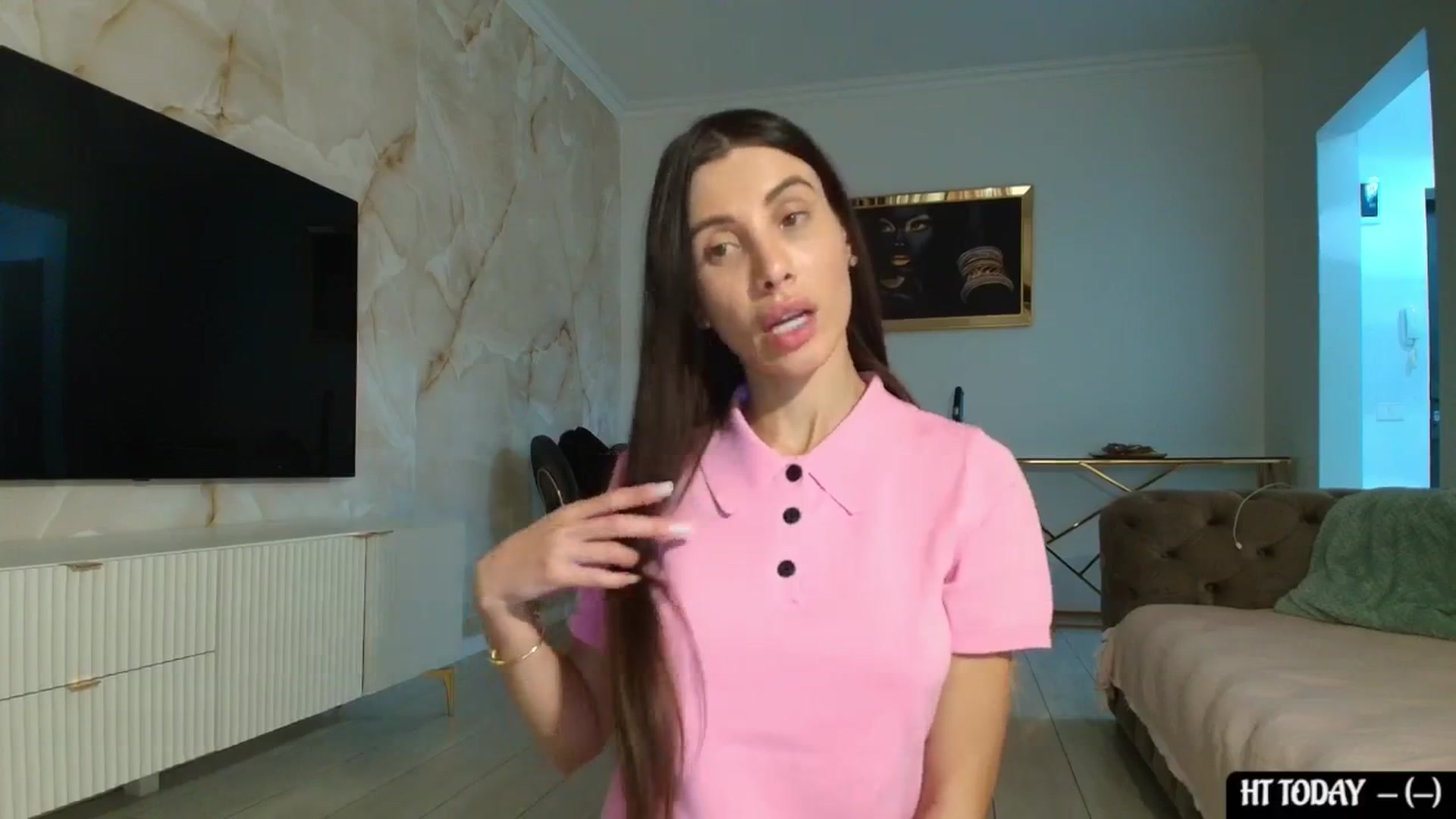Gallery image thumbnail from Anne_Marieee's myfreecams stream on, 08/13/2025, 19:35 image 12 of 20