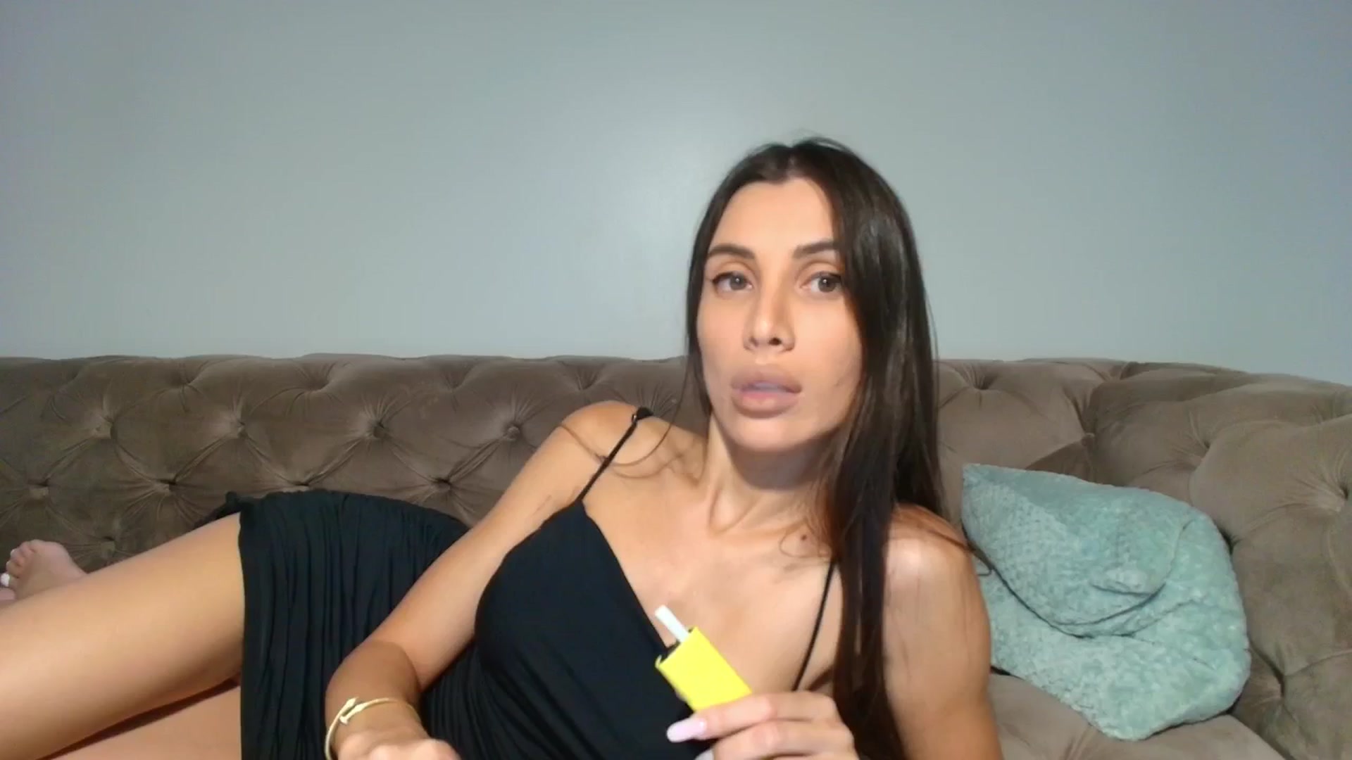 Gallery image thumbnail from Anne_Marieee's myfreecams stream on, 08/17/2025, 19:47 image 1 of 20