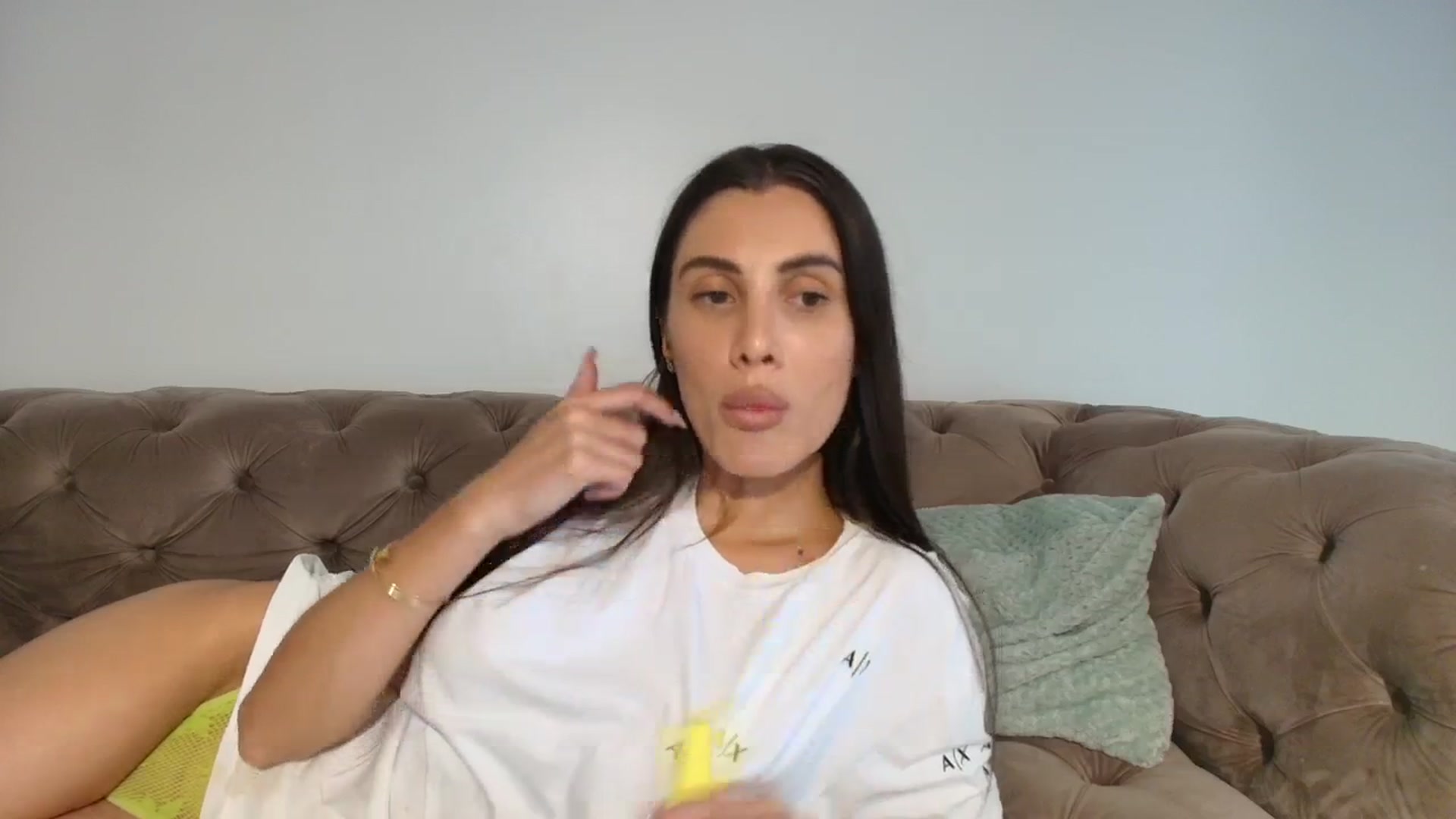 Gallery image thumbnail from Anne_Marieee's myfreecams stream on, 08/18/2025, 12:47 image 4 of 20